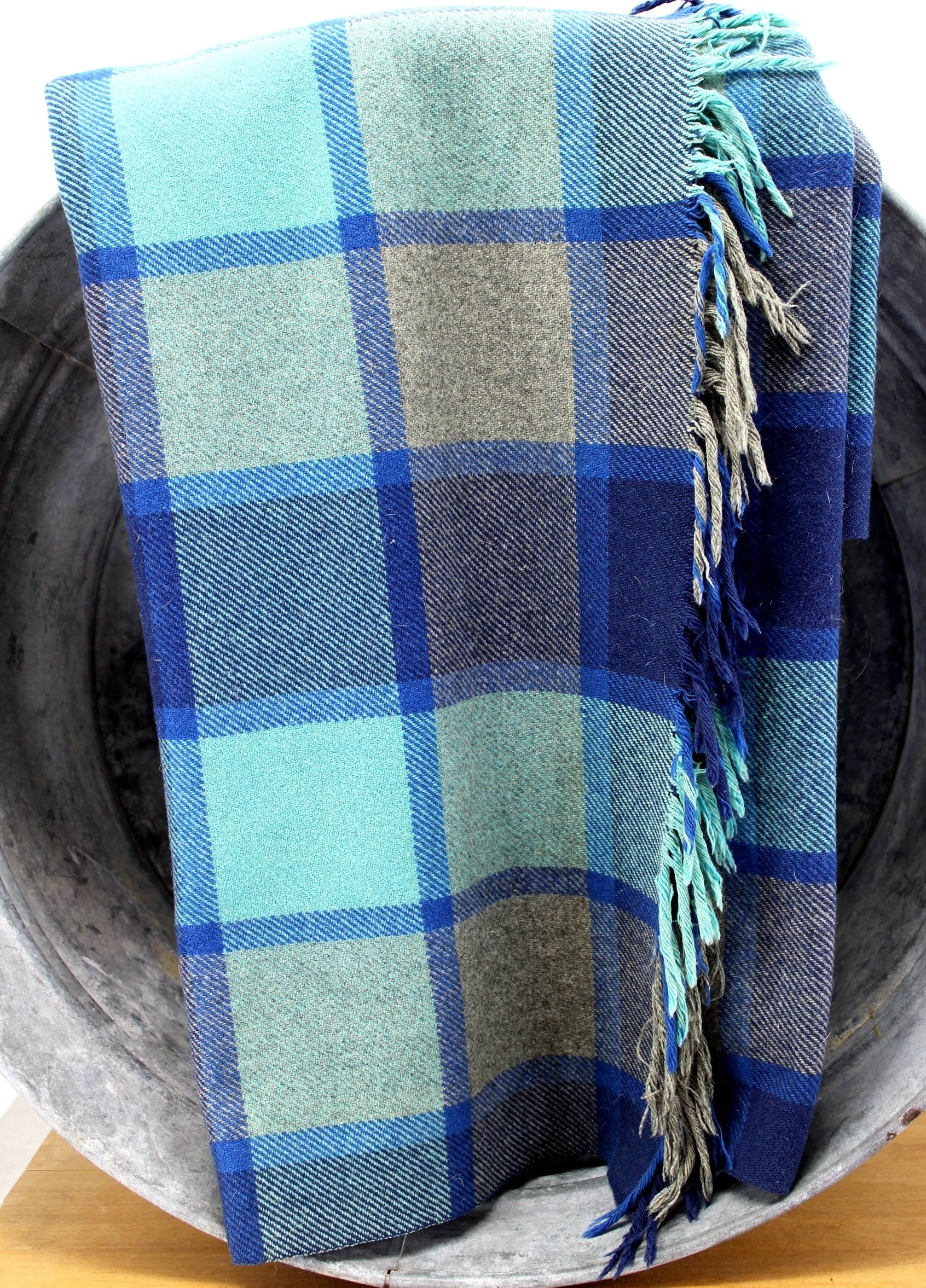 Unbranded Throw Blanket - Wool Blend Blue Aquamarine Plaid ~ Large 53" X 58" travel stadium blanket