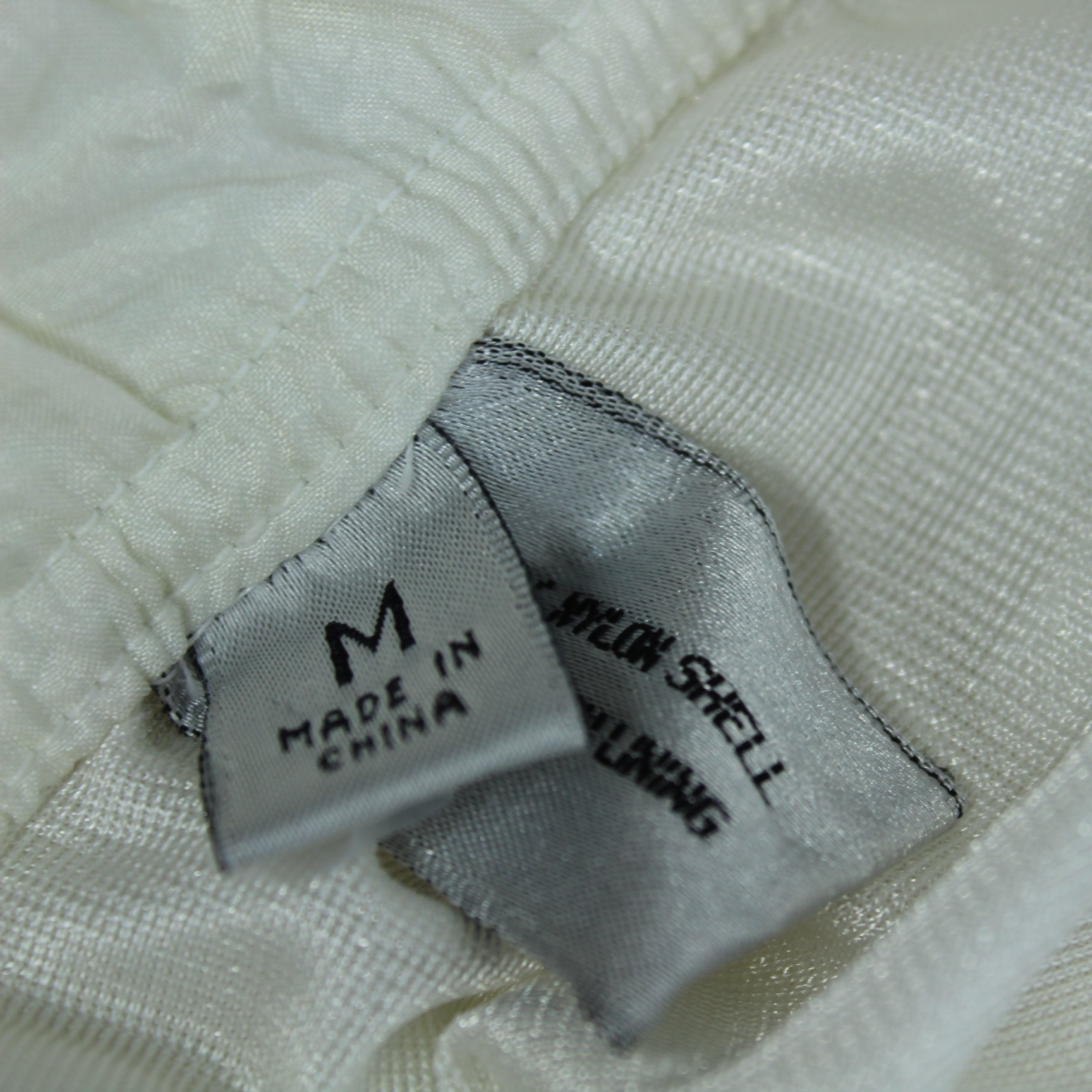 Dotdogger White Nylon Windbreaker Pants Fully Lined  2 Zip Pockets Size M vintage 