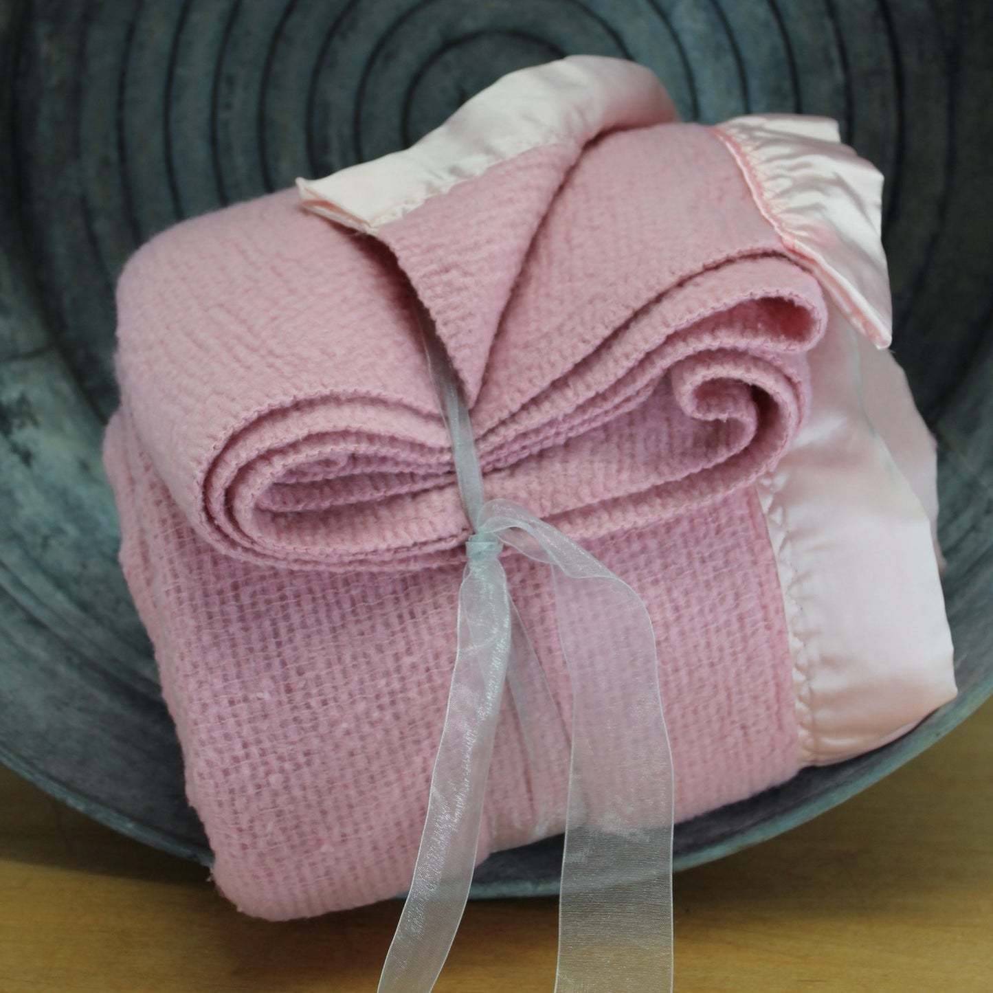 USA Acrylic Blanket - Pink Thermal Weave Decor Binding ~ 88" X 85" - Olde Kitchen & Home