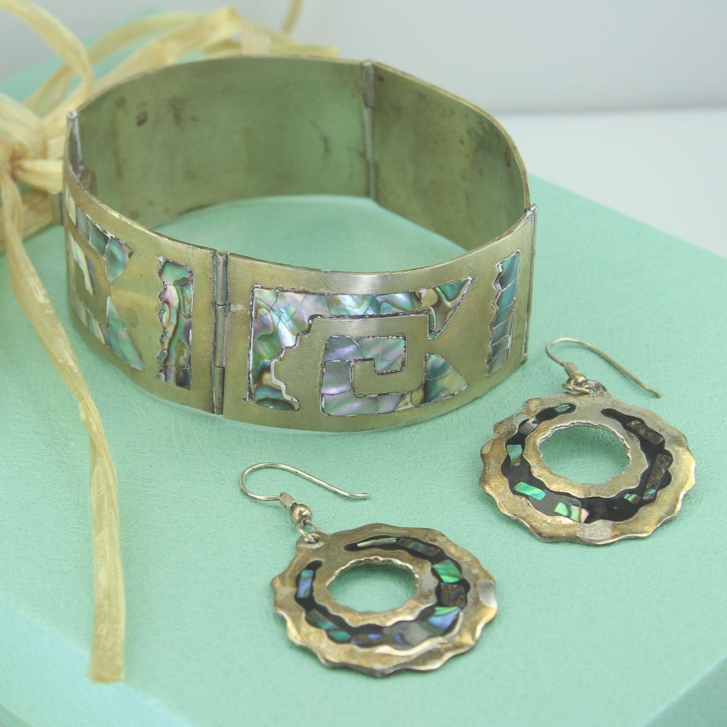 Lot Abalone Alpaca Vintage Link Bracelet Dangle Wire Pierced Earrings
