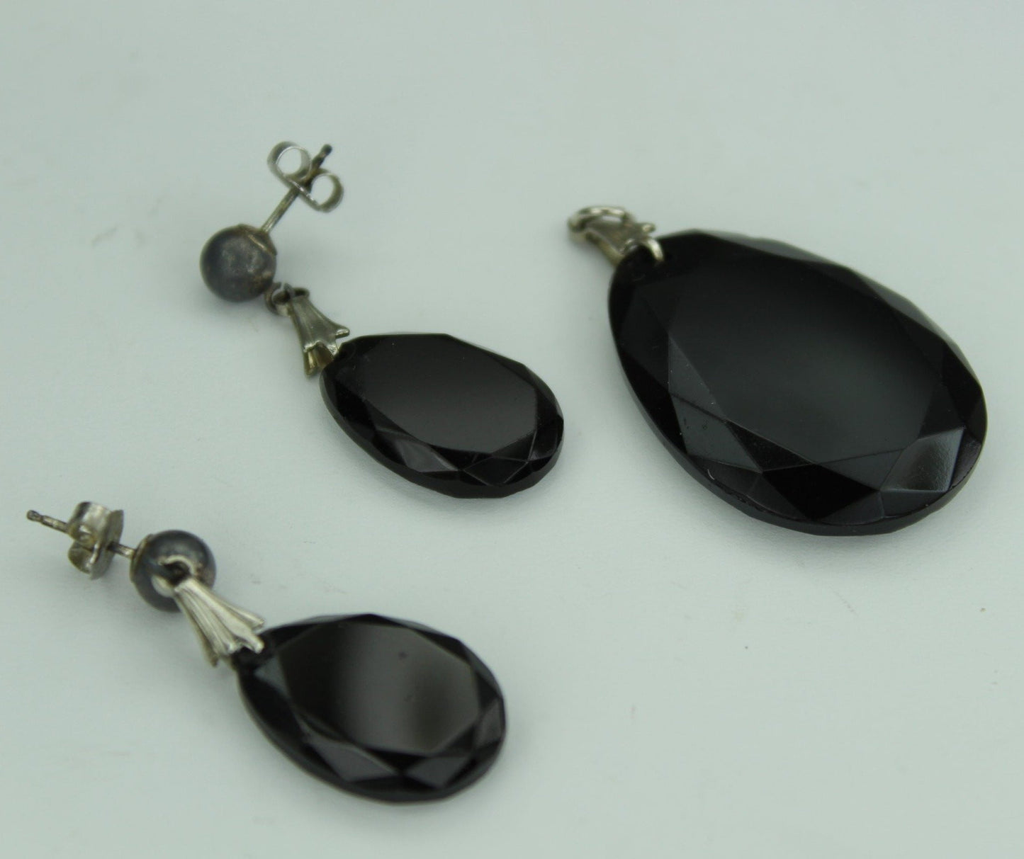 Black Glass Set Intaglio Carved Heavily Faceted Pendant Post Earrings figure