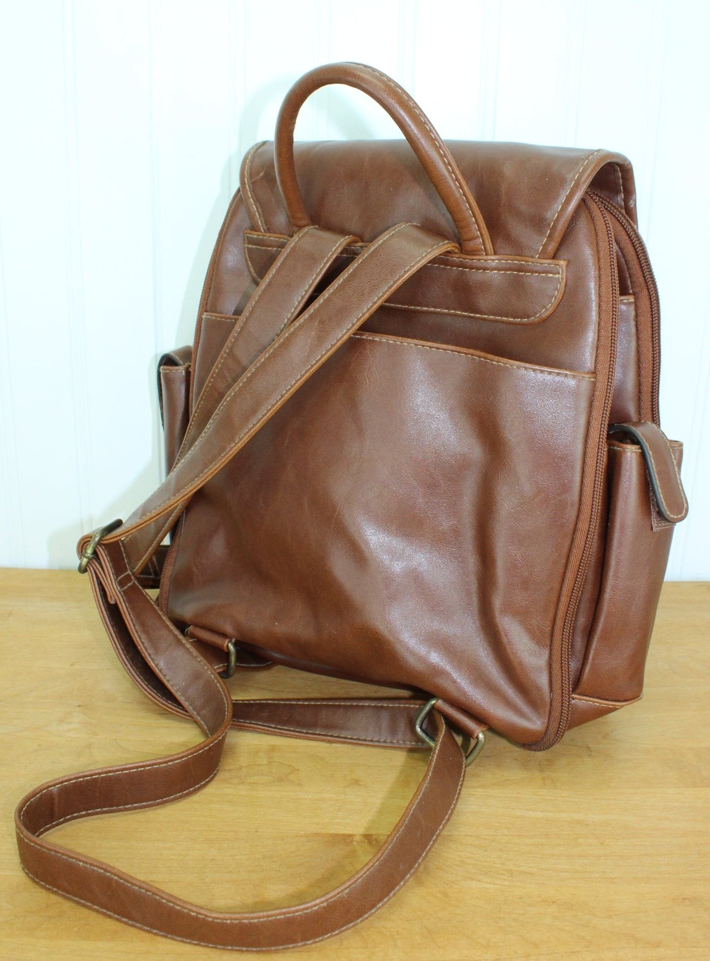 Rosetti Leather Backpack - Brown Double Strap - Compartments Galore good vintage