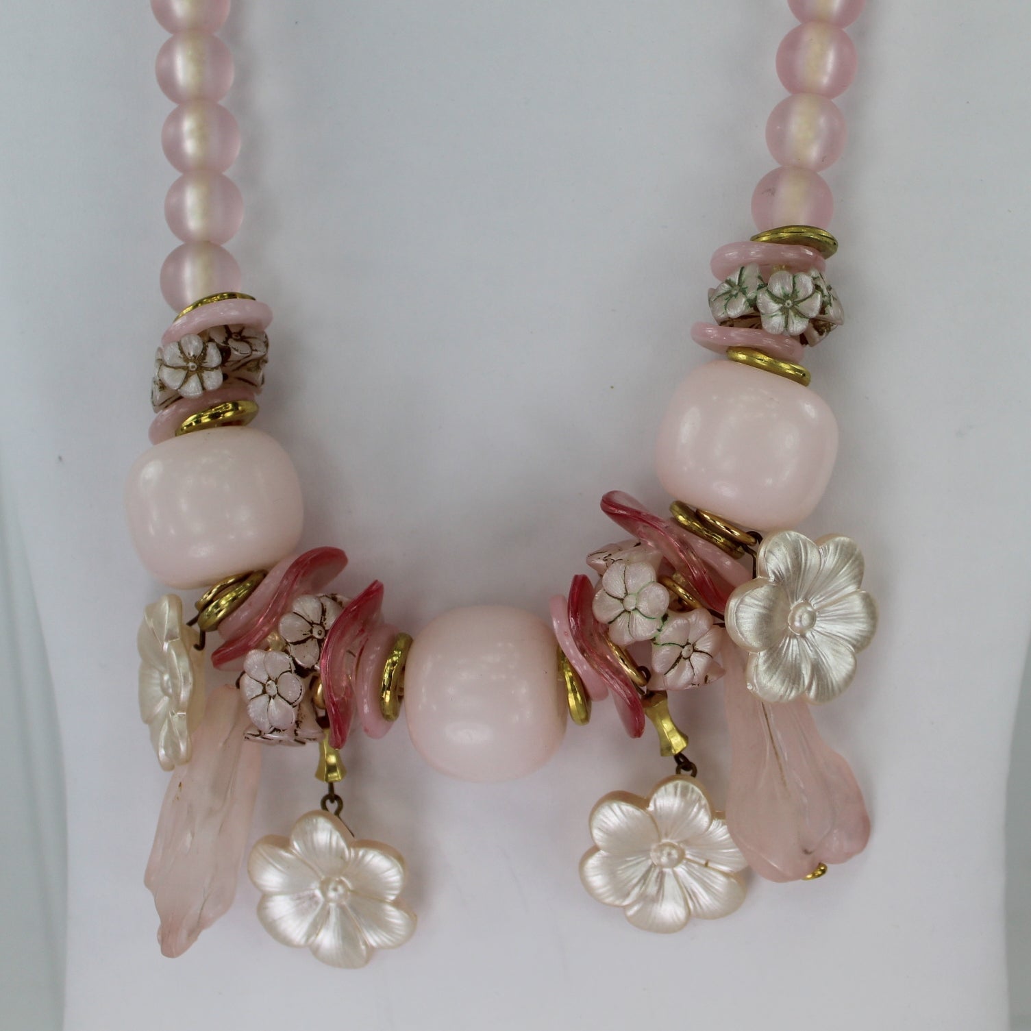 Stunning Necklace Pink Ivory Rose Multi Shape Beads Flowers Round Discs Unusual great Spring Summer decorative