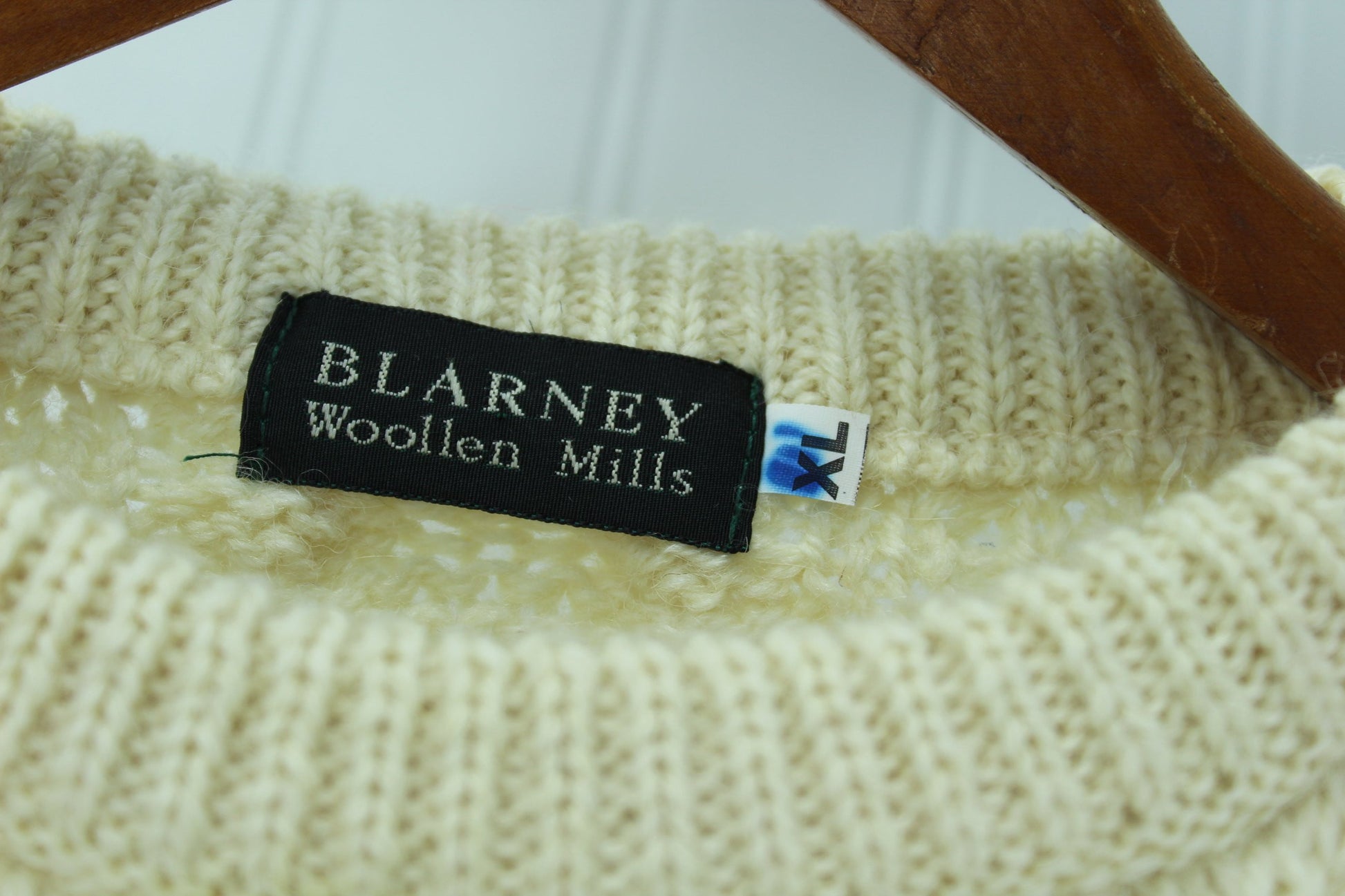 Blarney Mens Wool Pullover Sweater - Ivory Aran Style - XLarge - Ireland ribbon maker tag