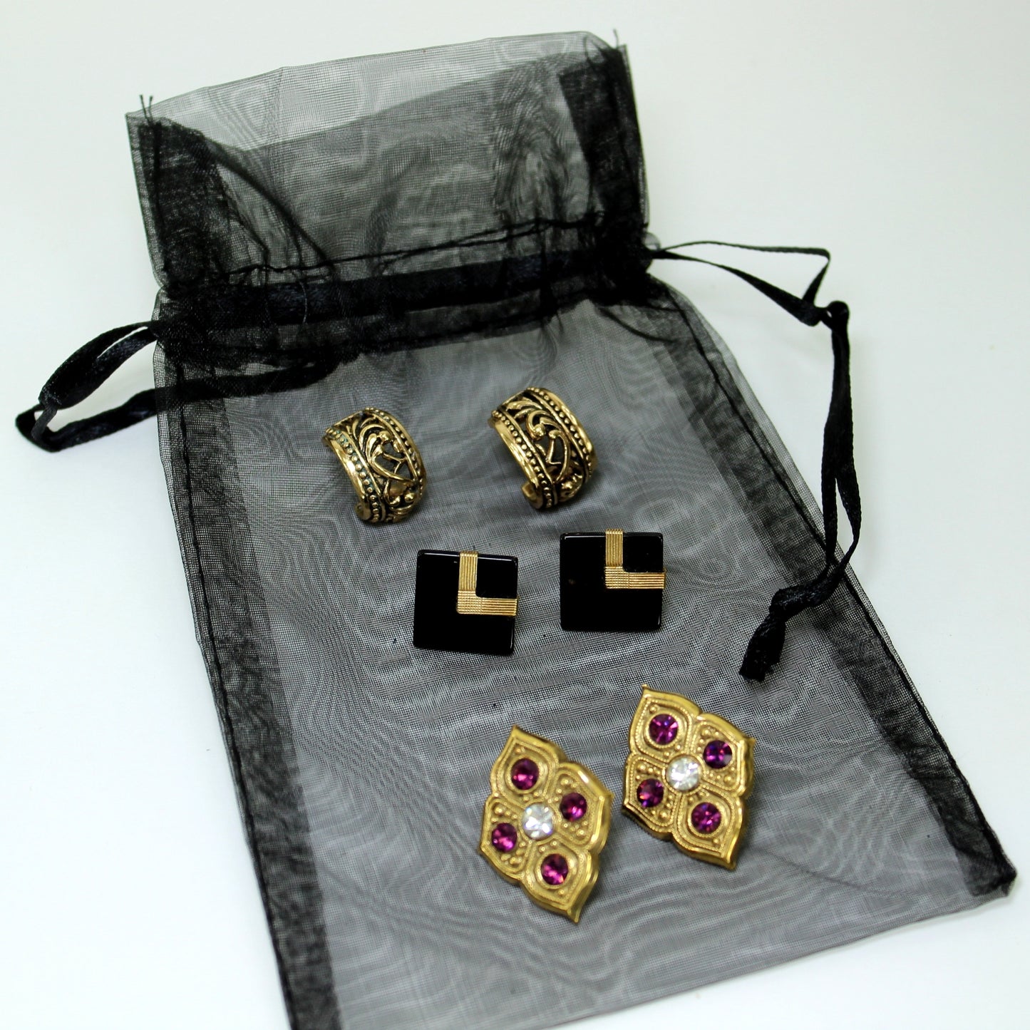 Collection 3 Pairs Pierced Earrings Amethyst Color Sparkles Black Gold Squares Filigree