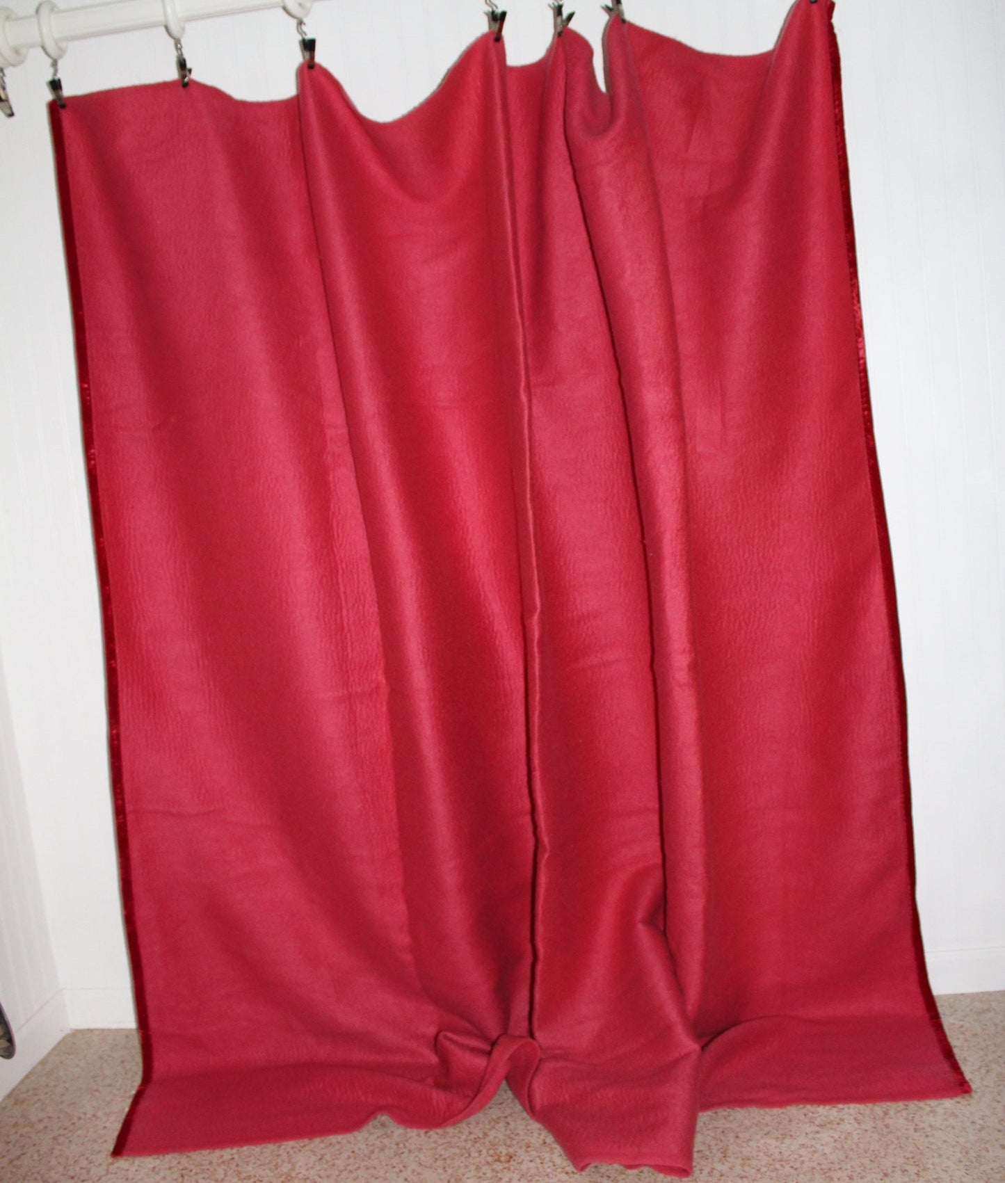 Vintage Blanket Rose Poy Acrylic Matching Velveteen Binding  78" X 86" Washable all season