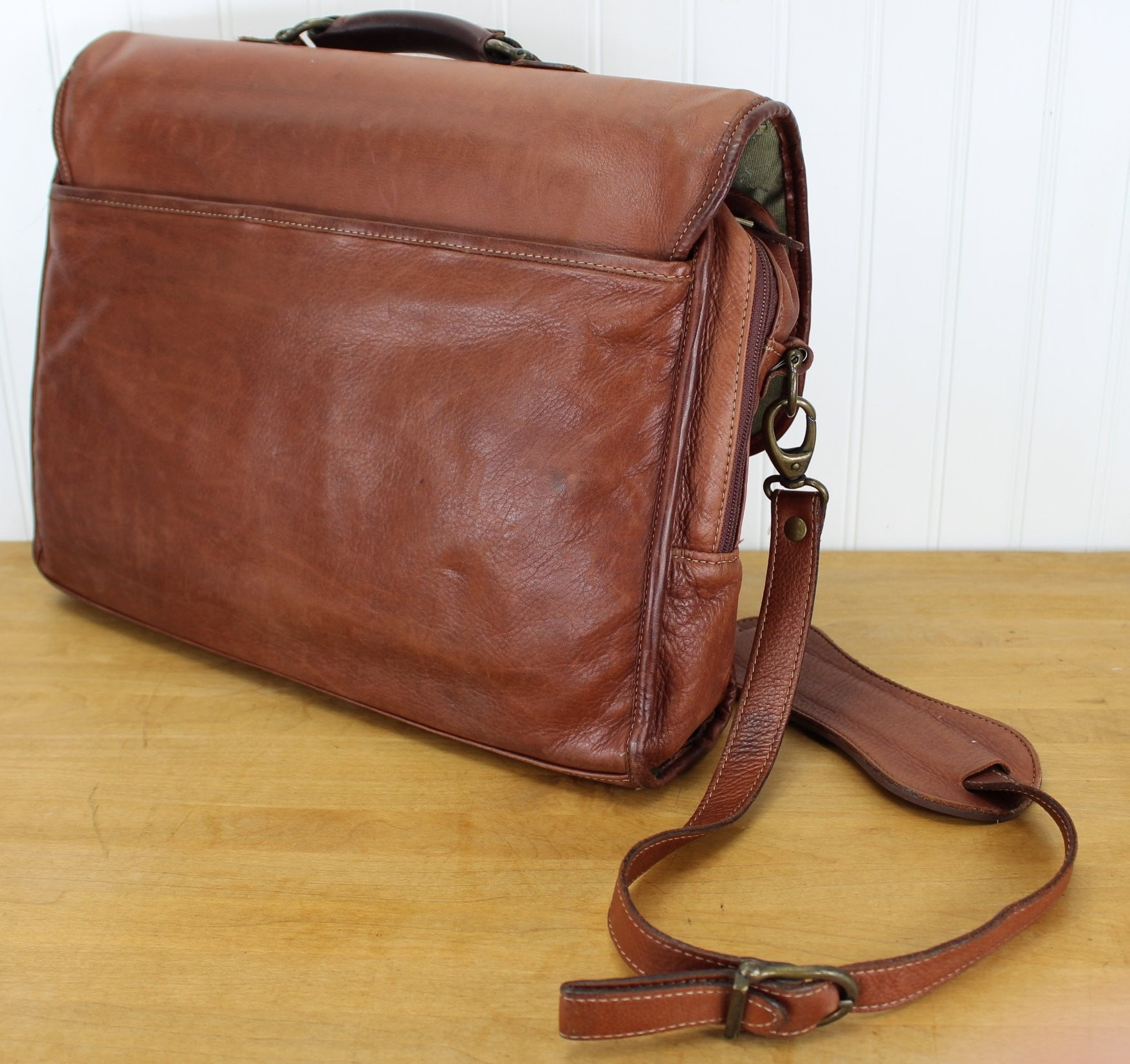 Hartmann Belting Leather Briefcase Messenger Laptop Rare Fold Over F Olde Kitchen Home