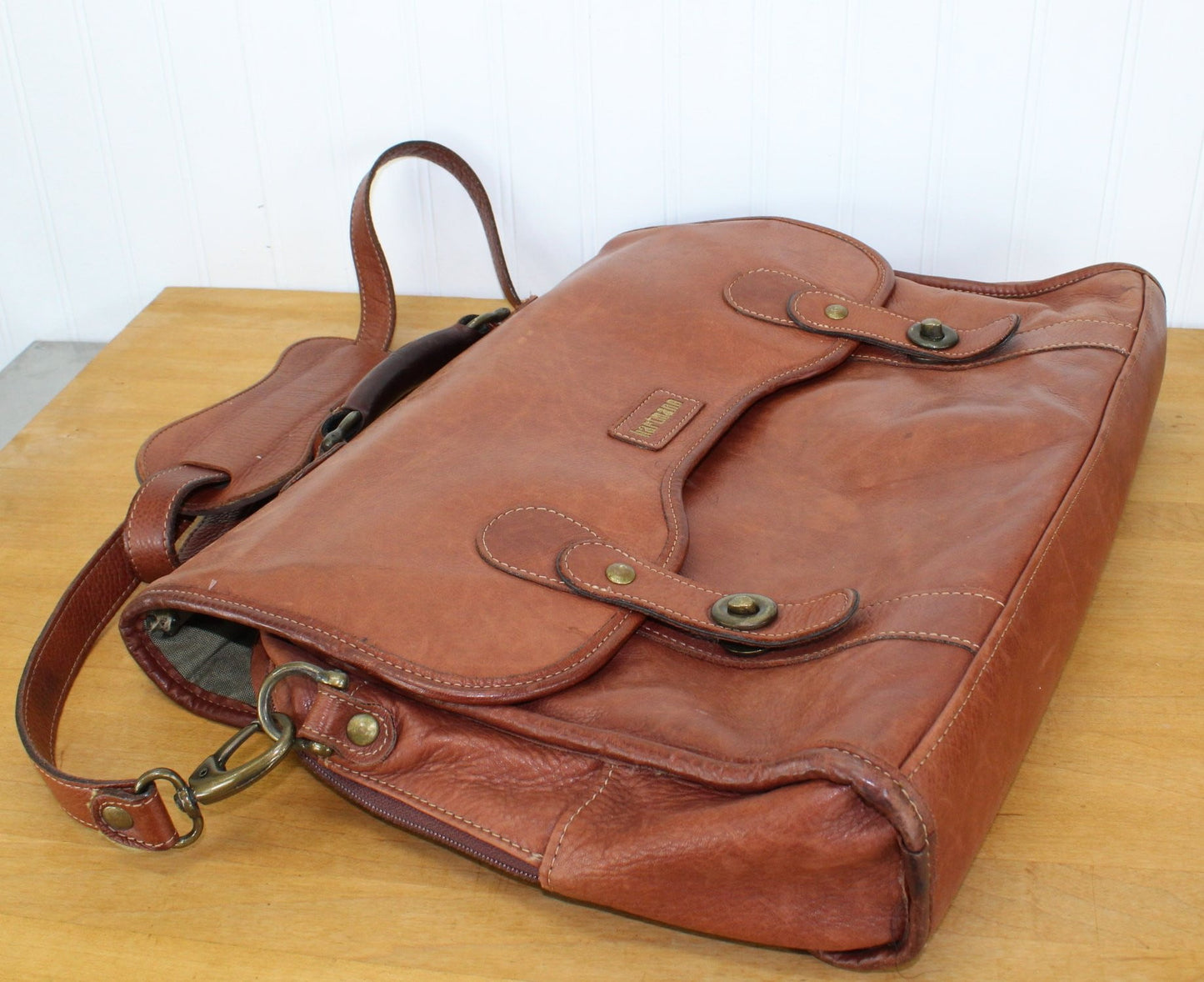 Hartmann Belting Leather Briefcase Messenger Laptop - Rare Fold Over Front Vintage twist button clusure