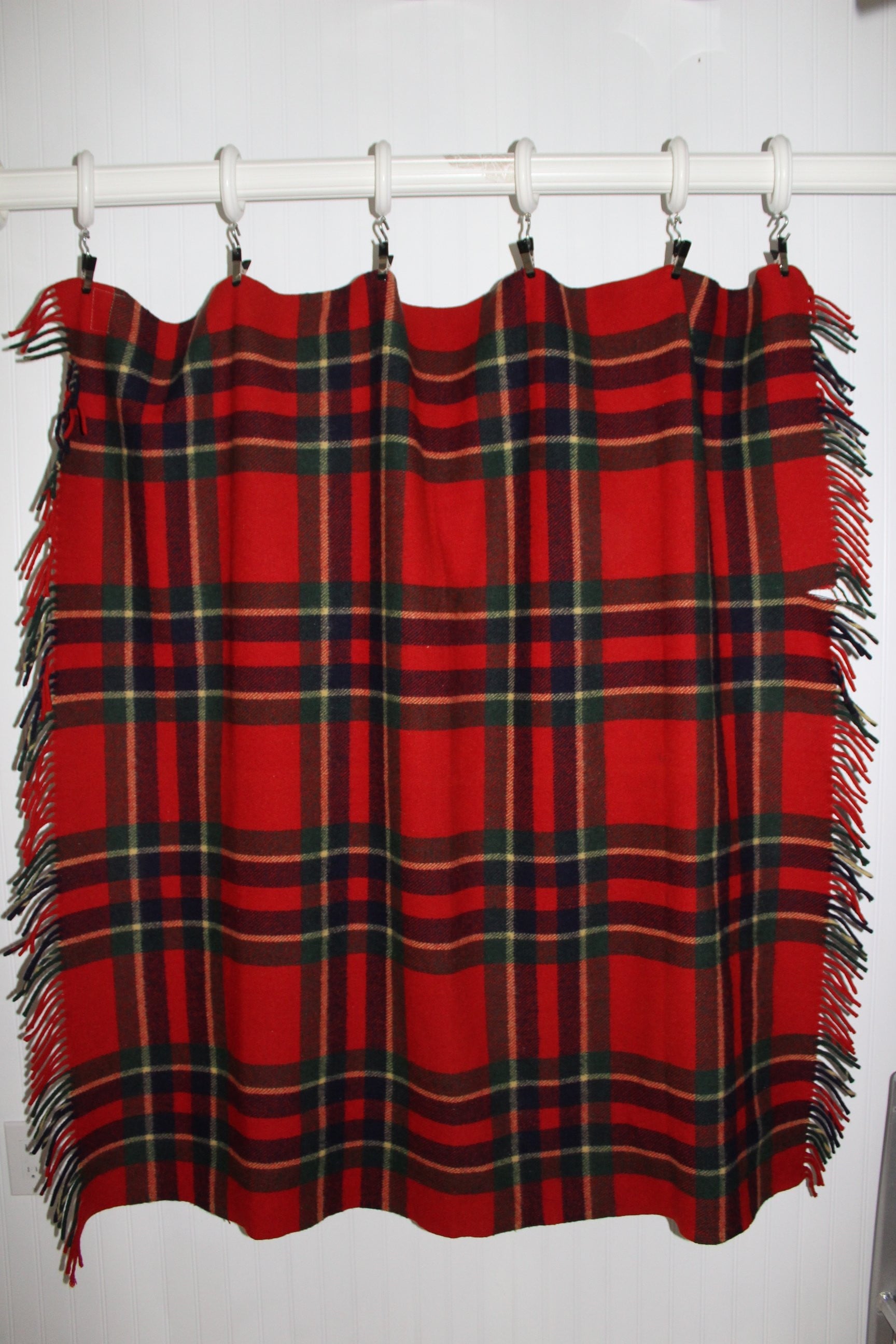 TROY Robe Blanket Vintage Throw Red Green Black Plaid warm