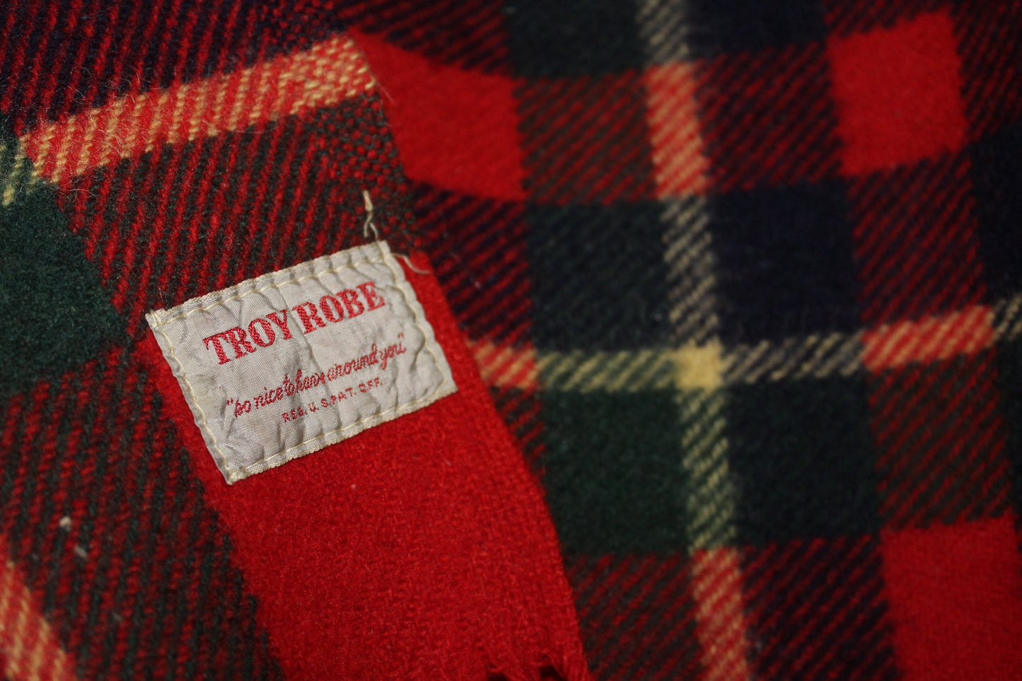 TROY Robe Blanket Vintage Throw Red Green Black Plaid 48" X 50"