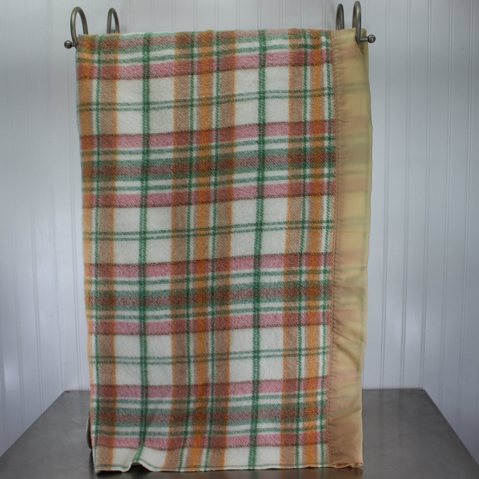 Acrylic Plaid Blanket Green White Pastels 75" X 84" very nice pre owned