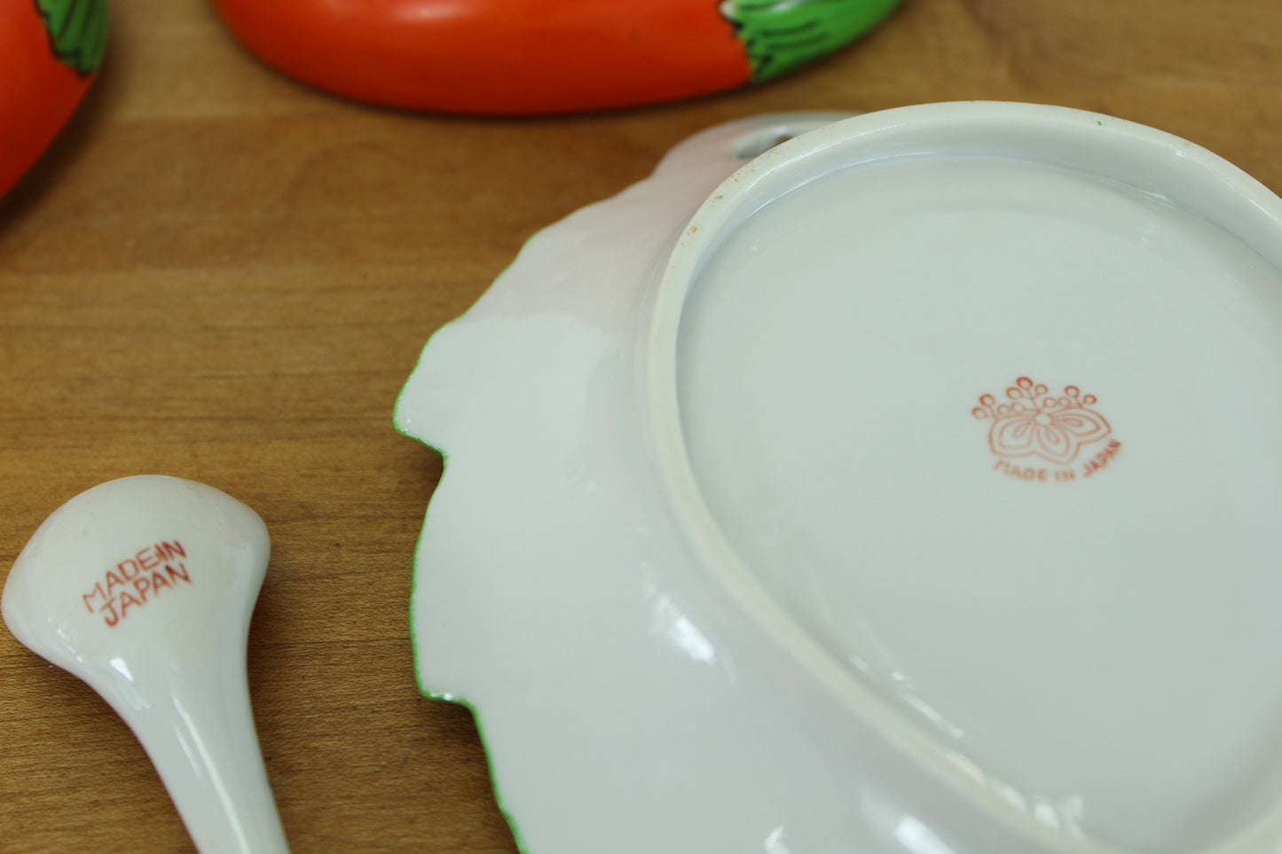 Lusterware Mayonnaise Sauce Set - Melon Shape Bowl Platter Server