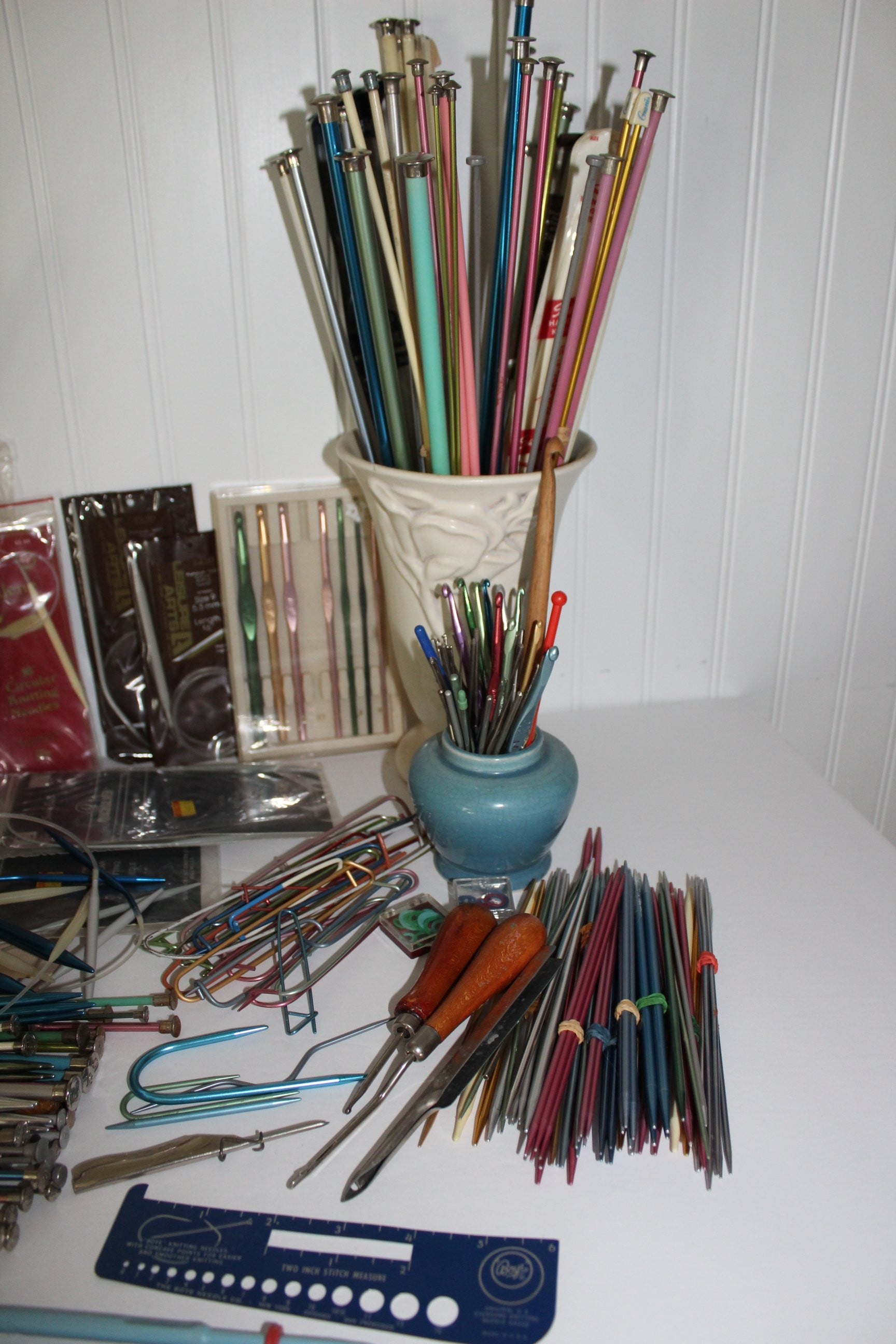 Huge Lot 300+ Pieces Knit Crochet Needles Circular DPNs Misc Tools Estate Collection plastic