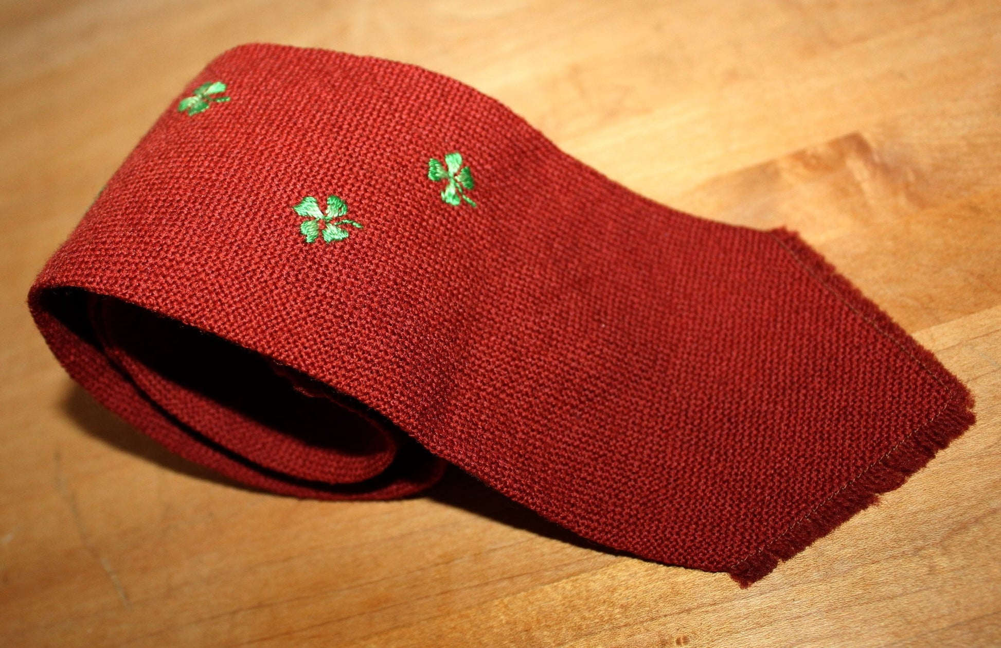 TEWA Embroidered Wool Necktie - Native American Hand Loomed - Santa Fe Mkt color red peppers