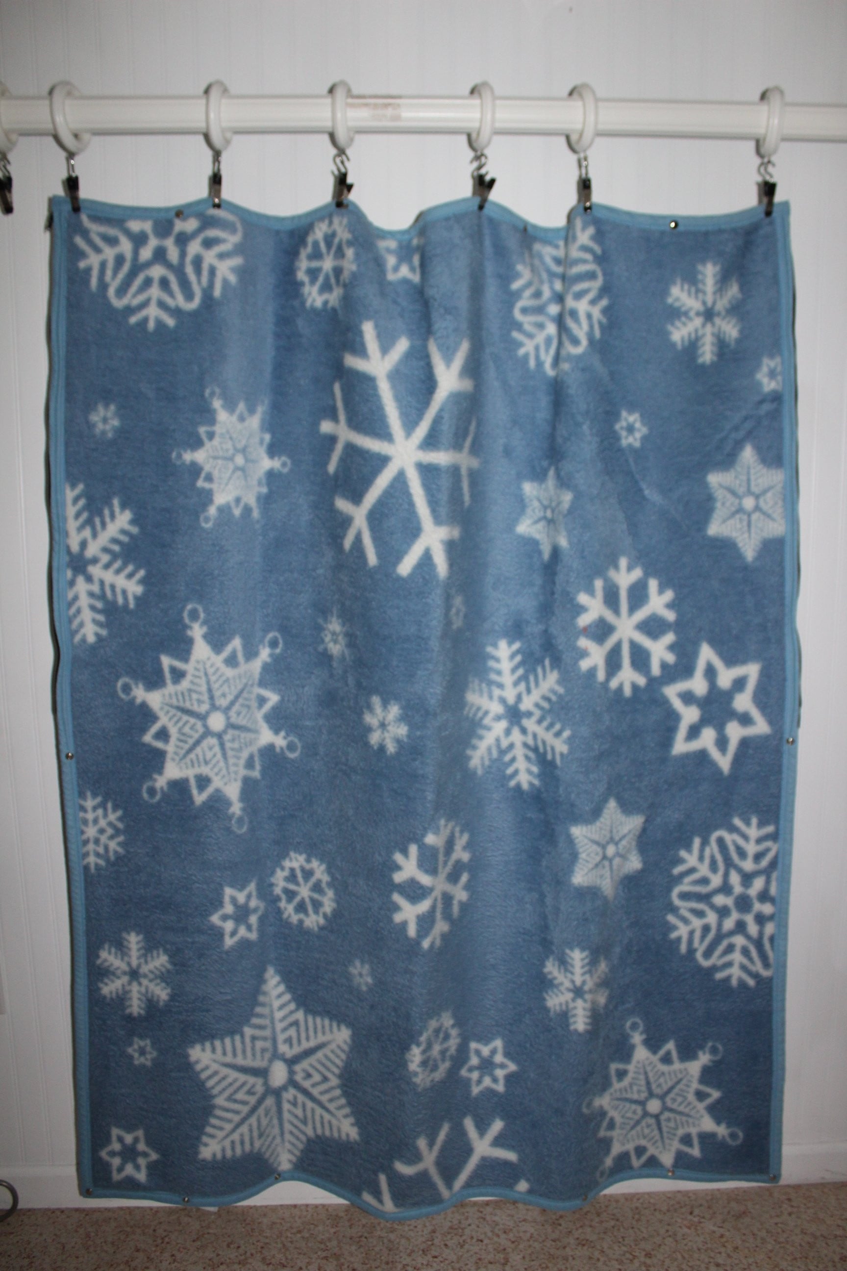 Biederlack blanket with discount snaps