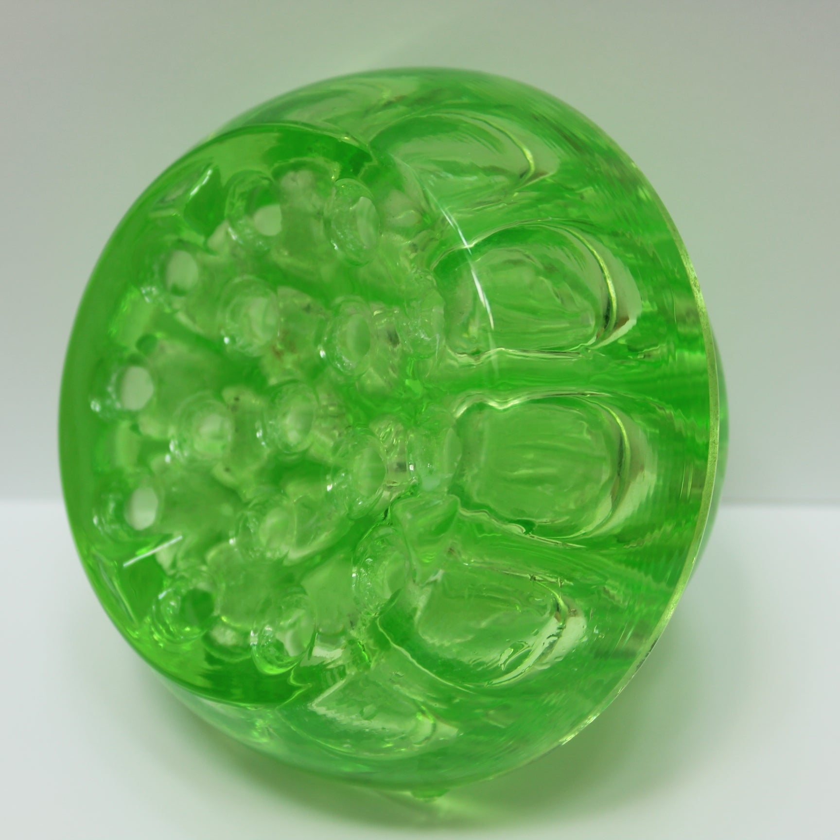 Cambridge 1916 Uranium Green Glass Original Maker Tag - Huge Frog Flower Arranger not used in water