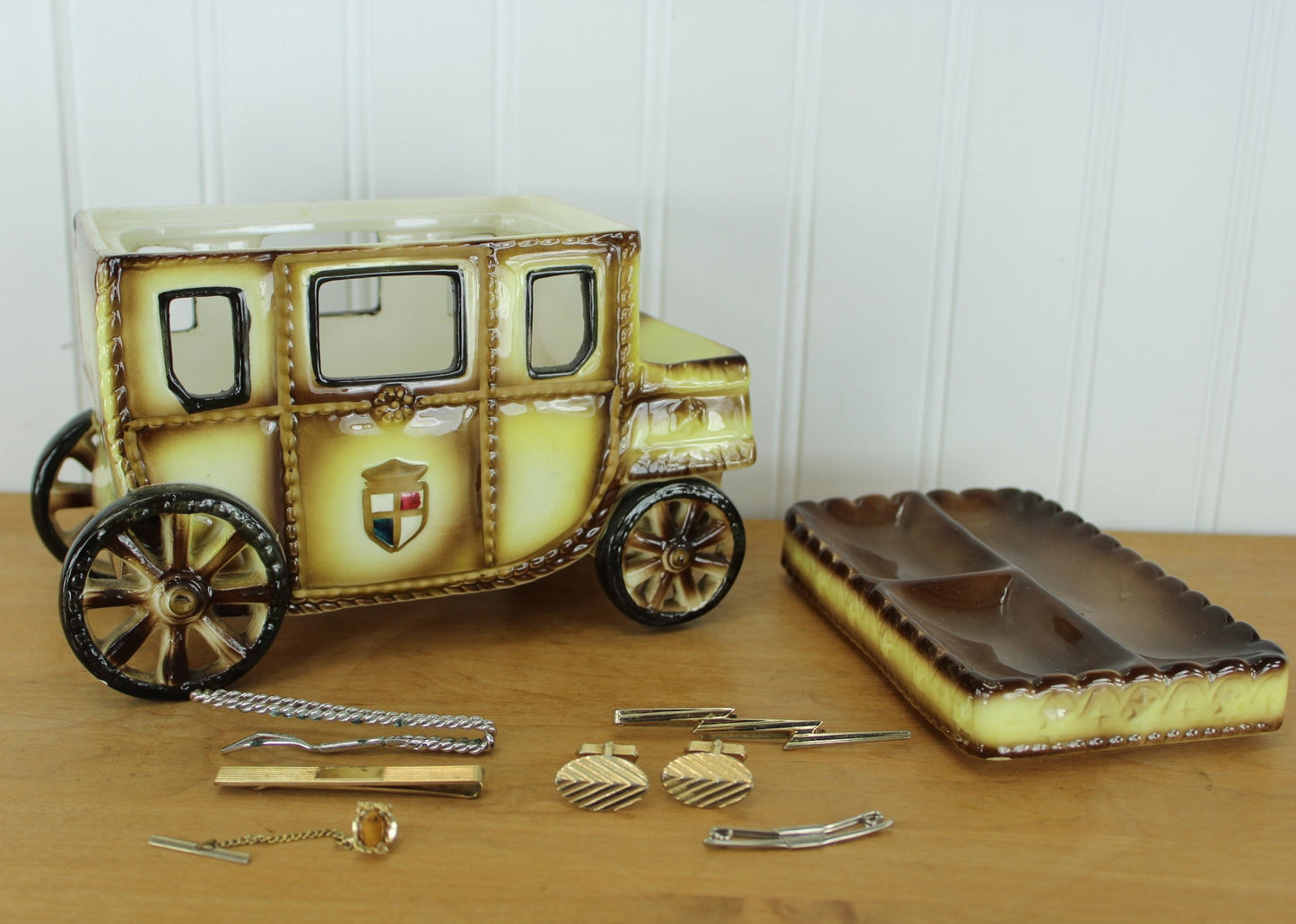 Swank Royal Coach Valet with Swank Men's Jewelry - Vintage mid century vintage