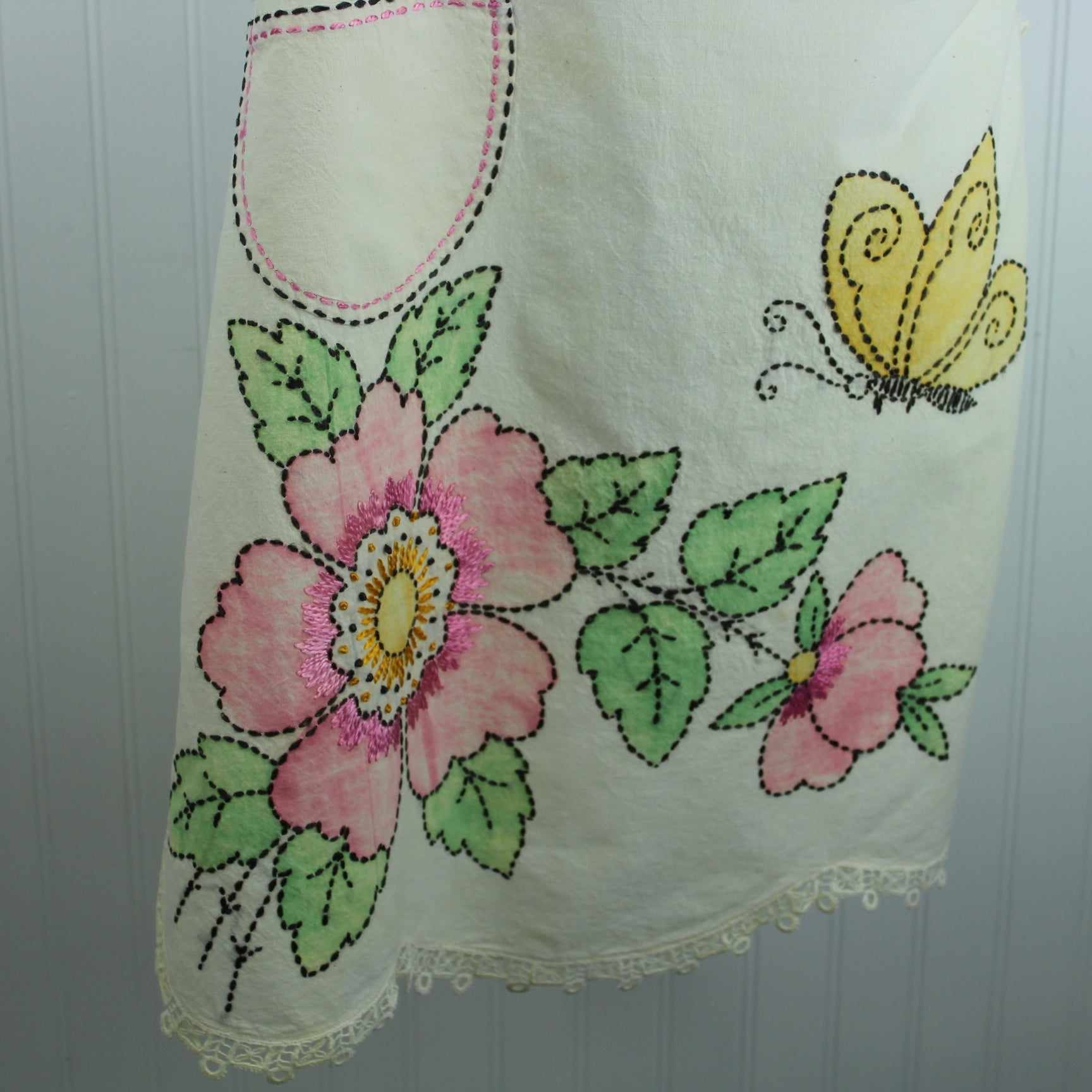 Kitchen Bib Apron 1940s Embroidered Painted Flowers Butterfly heavy embroidery outline detail