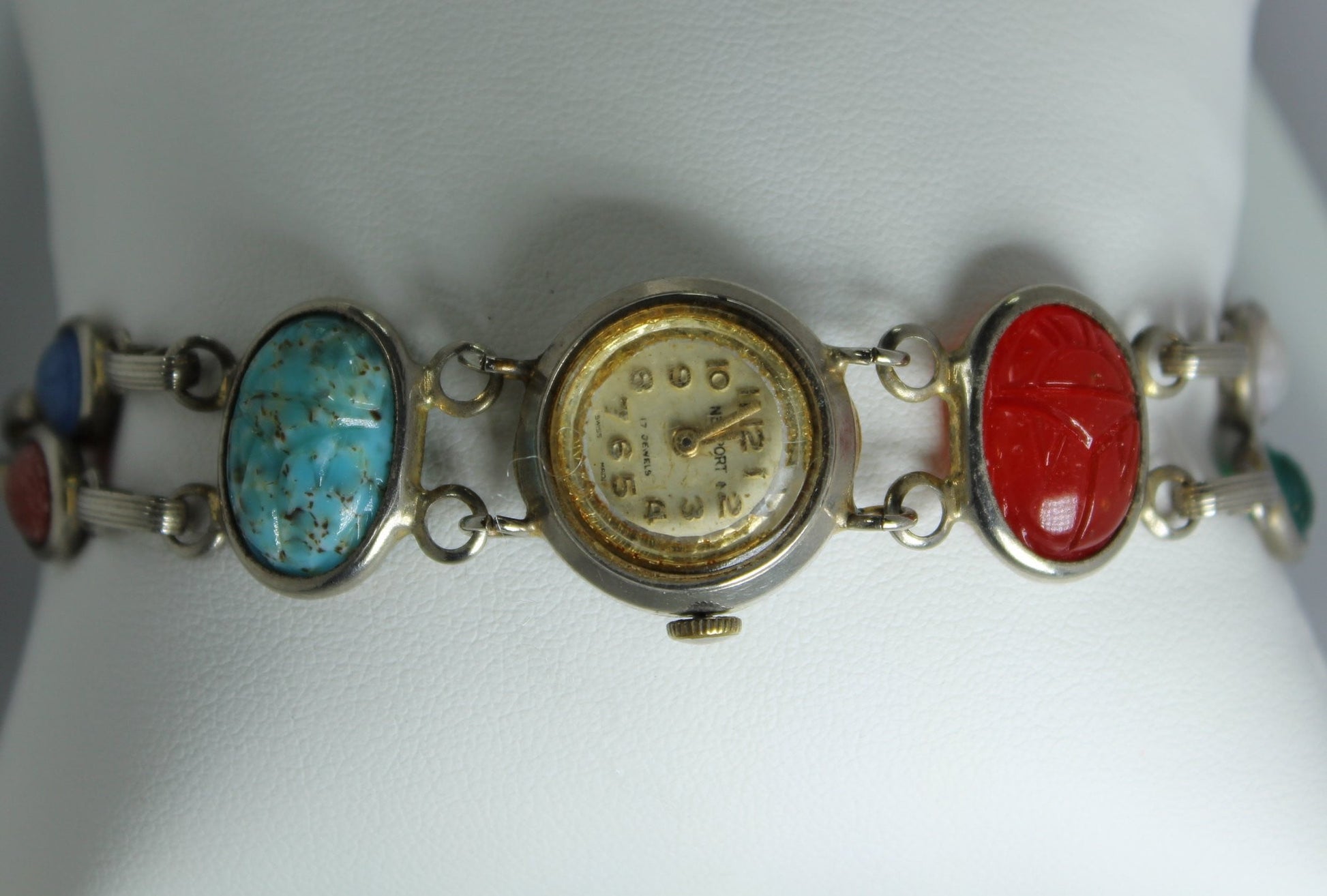 Vintage Scarab Watch Running NEWPORT 17 Jewels  Mid Century worn