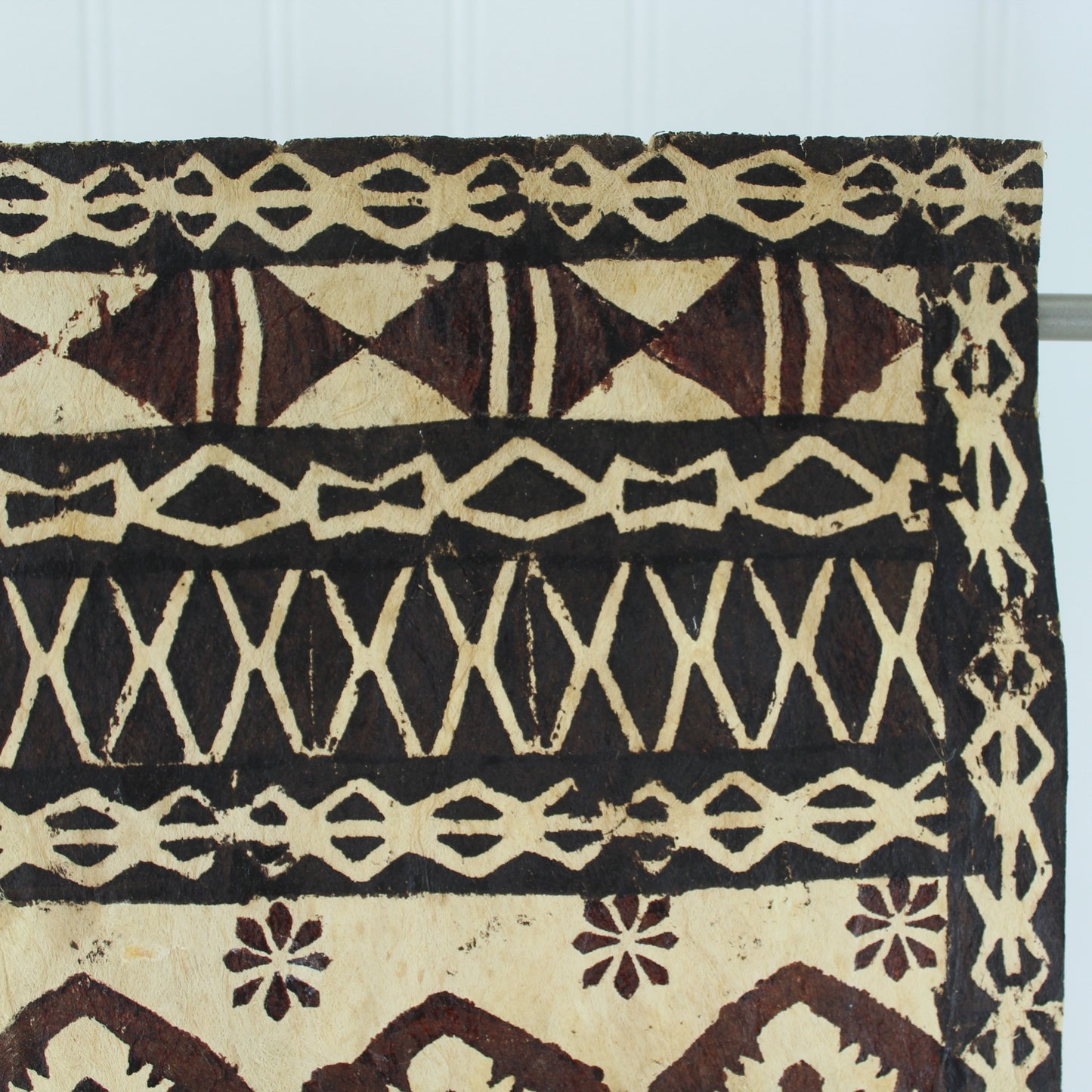 Vatulele Fiji Art Masi Tapa Barkcloth Rectangle 19"X 12" Wall Table Decor sharp geometric design