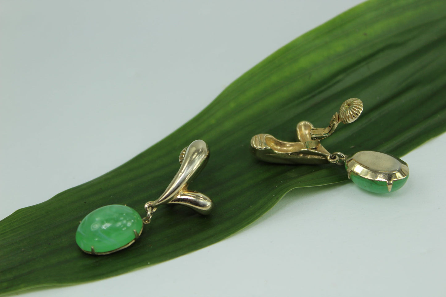 Jadeite Clip Earrings Gold Tone Dangle Large Oval Stone green