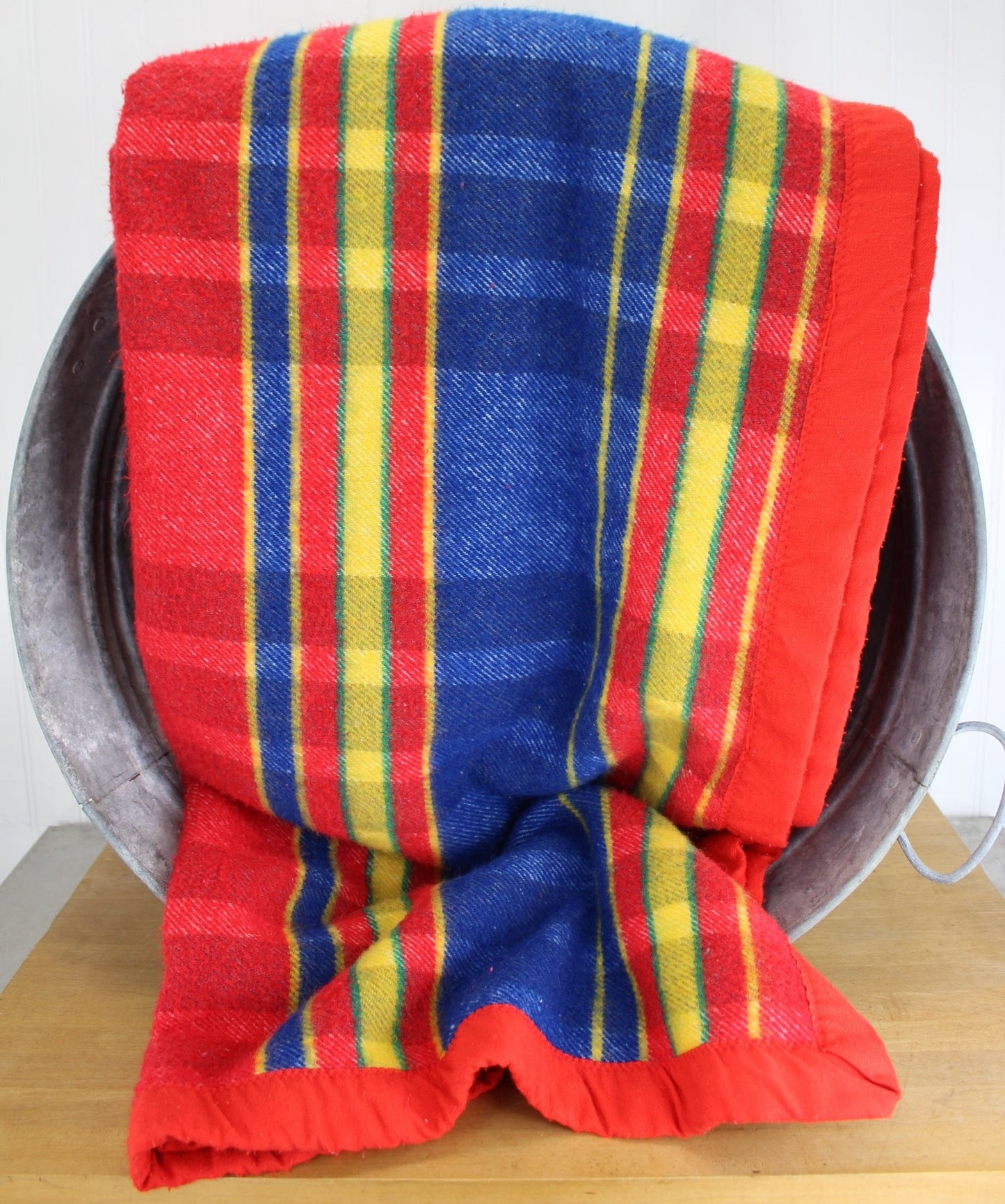 Unbranded Acrylic Blanket France - Primary Bright Colors Heavy Weight - 91" X 80" red yellow blue