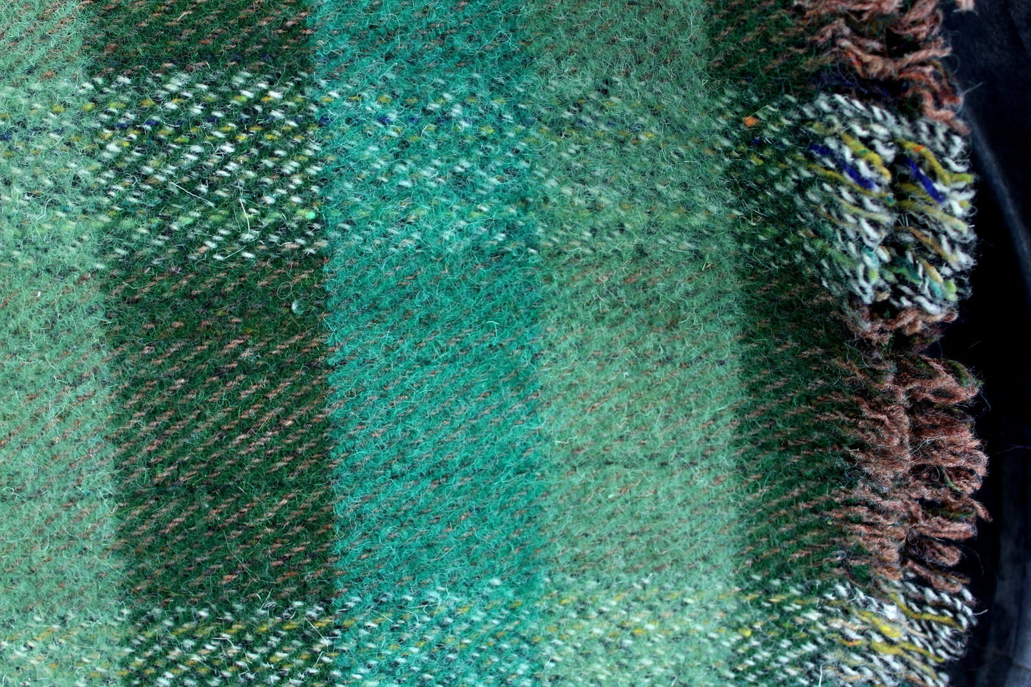 Clan Royal Wool Throw Blanket Scotland - Gorgeous Heavy Weave Shades of Green Brown heavy warm
