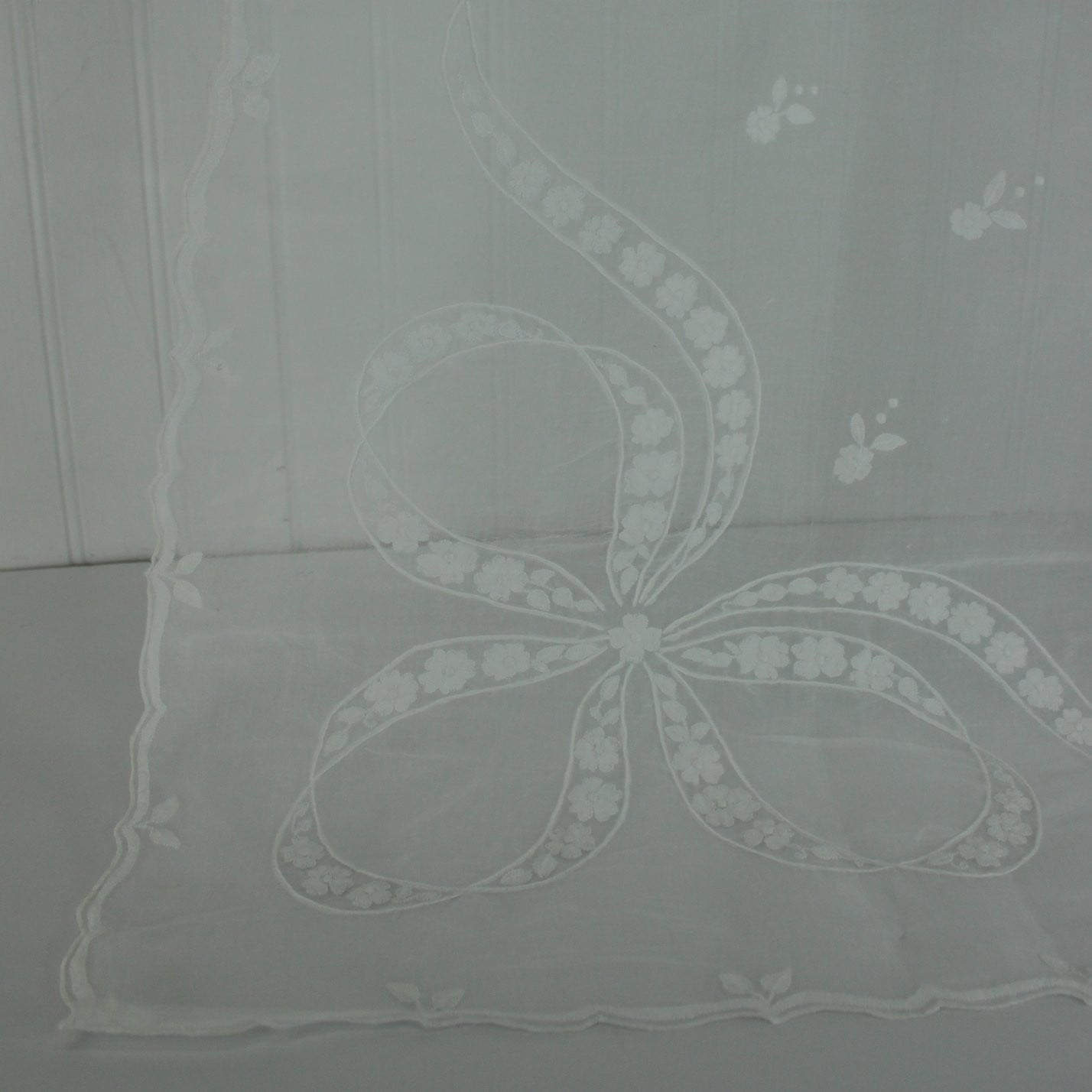 Elegant Small White Organdy Table Cloth - Outline Ribbons  Flower Applique