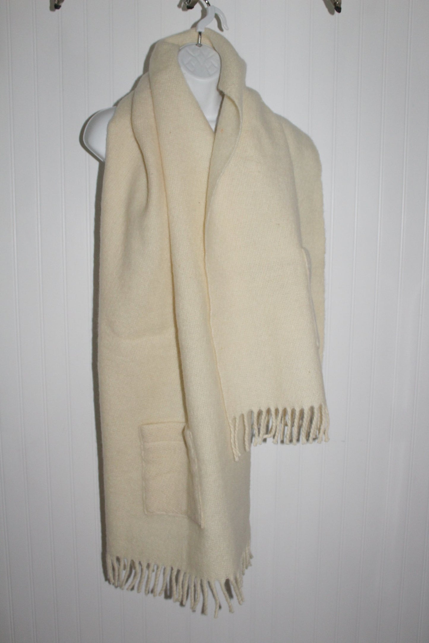 Sweden Shawl Scarf Pockets SVEN JOHANSSON Design Ivory Vintage Treasure high fashion