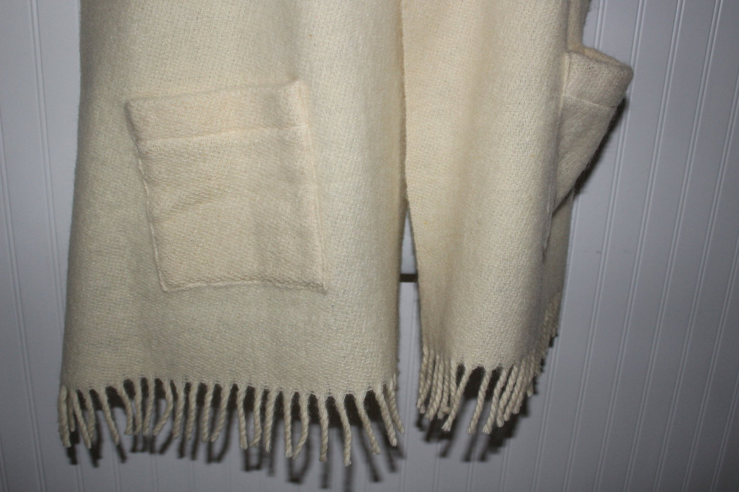 Sweden Shawl Scarf Pockets SVEN JOHANSSON Design Ivory Vintage Treasure collectible