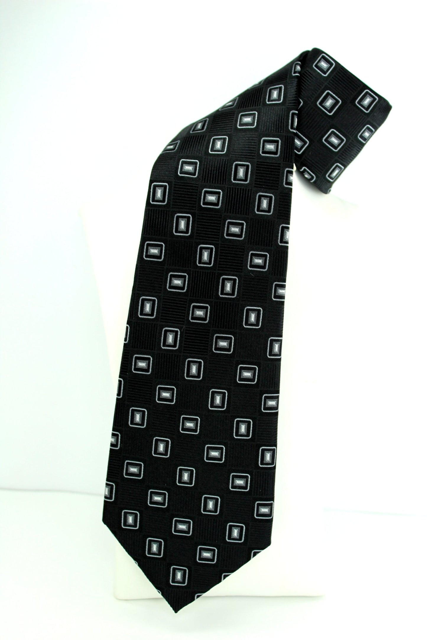 Geoffrey Beene NY 2 Silk Ties - Purple Occtagon Design Black White Geometric pair stunning ties