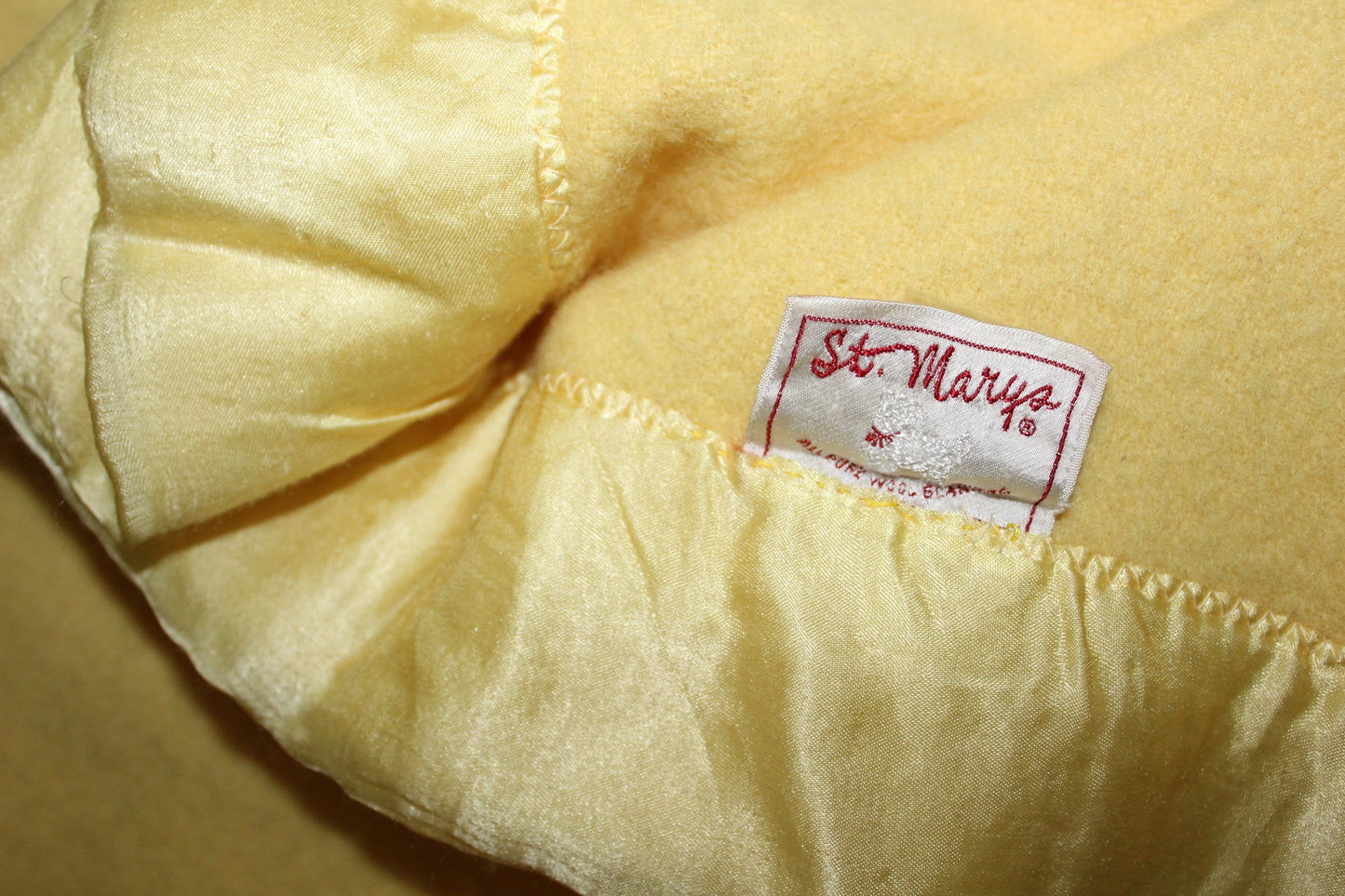 ST MARYS Ohio Blanket Butter Yellow Wool Dense Vintage collectible