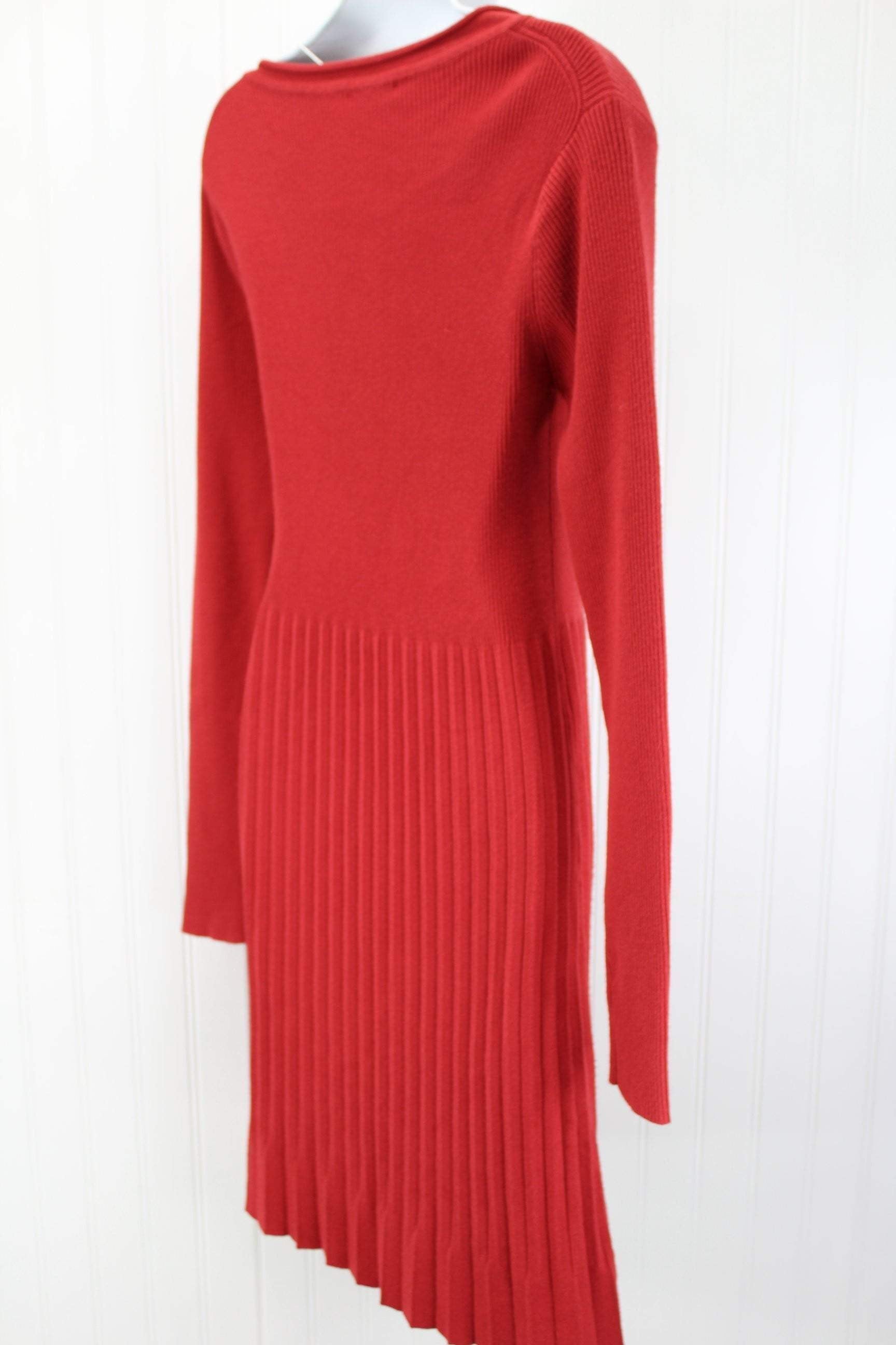 bip-bip Dress - Burnt Sienna Knit Scoop Neck Pleated Size M Zaragoza Spain rusty red color