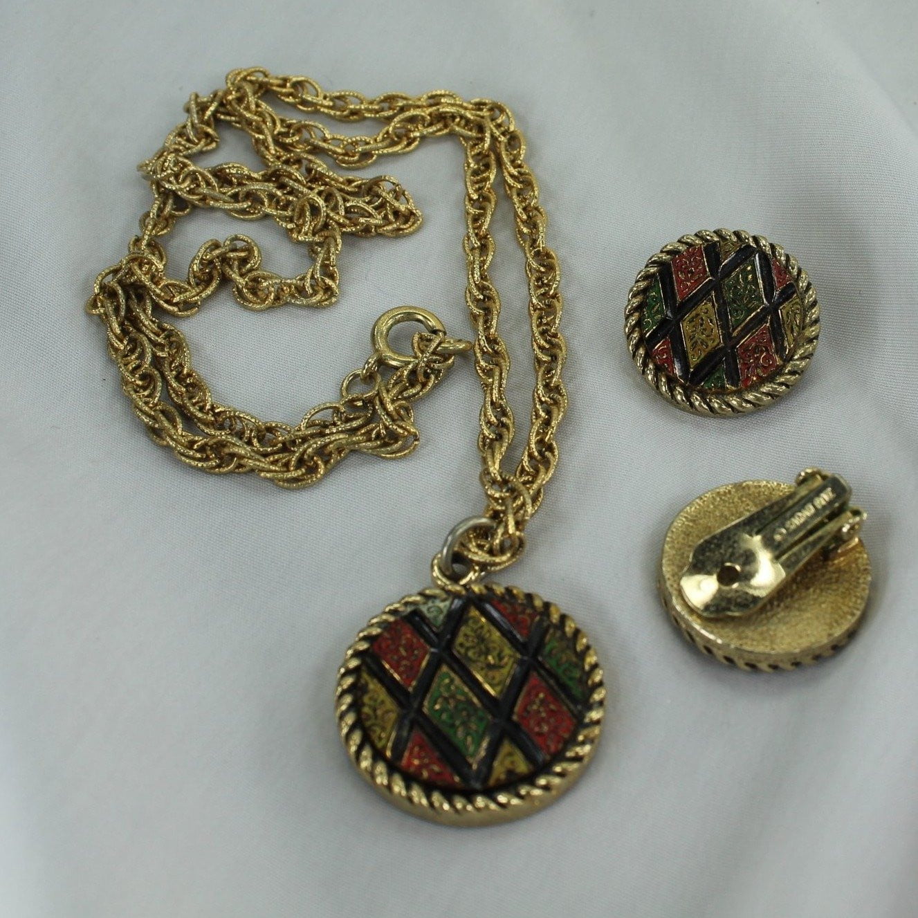 Vintage Set Necklace Clip Earrings SARAH COV Discs Moss Green Deep Red Gold demi parure
