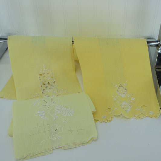 Shades of Yellow Coordinating Collection 3 Fingertip Guest Towels Vintage Embroidery