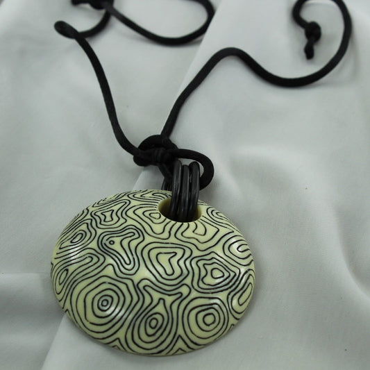 Artisan Etched Pendant Necklace Black and Cream