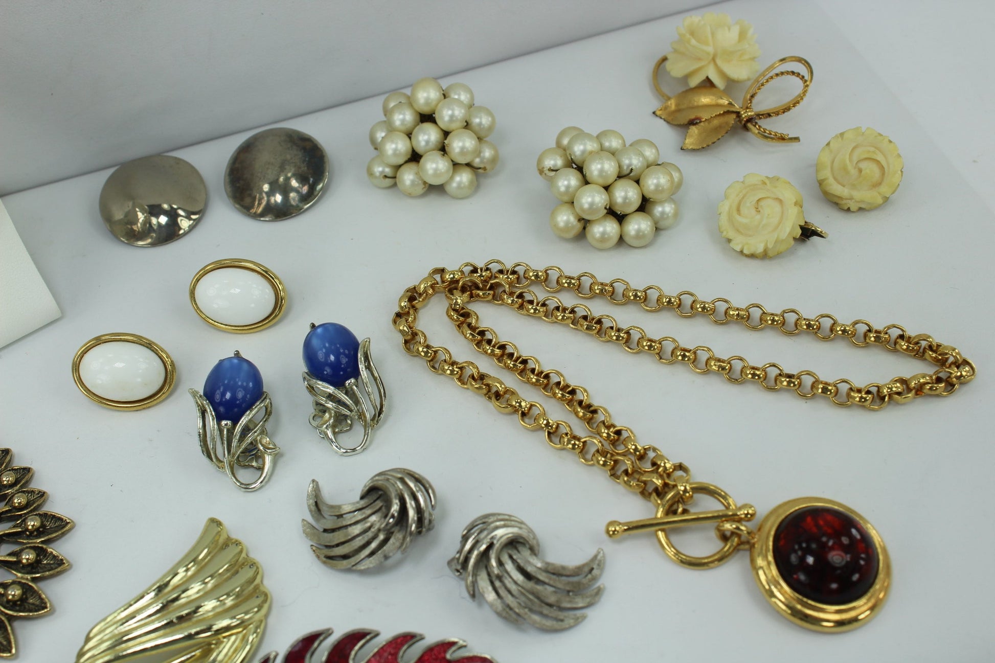 Vintage Designer Jewelry 12 Pieces LOT Signed Lisner Caviness XEJA Coro retro