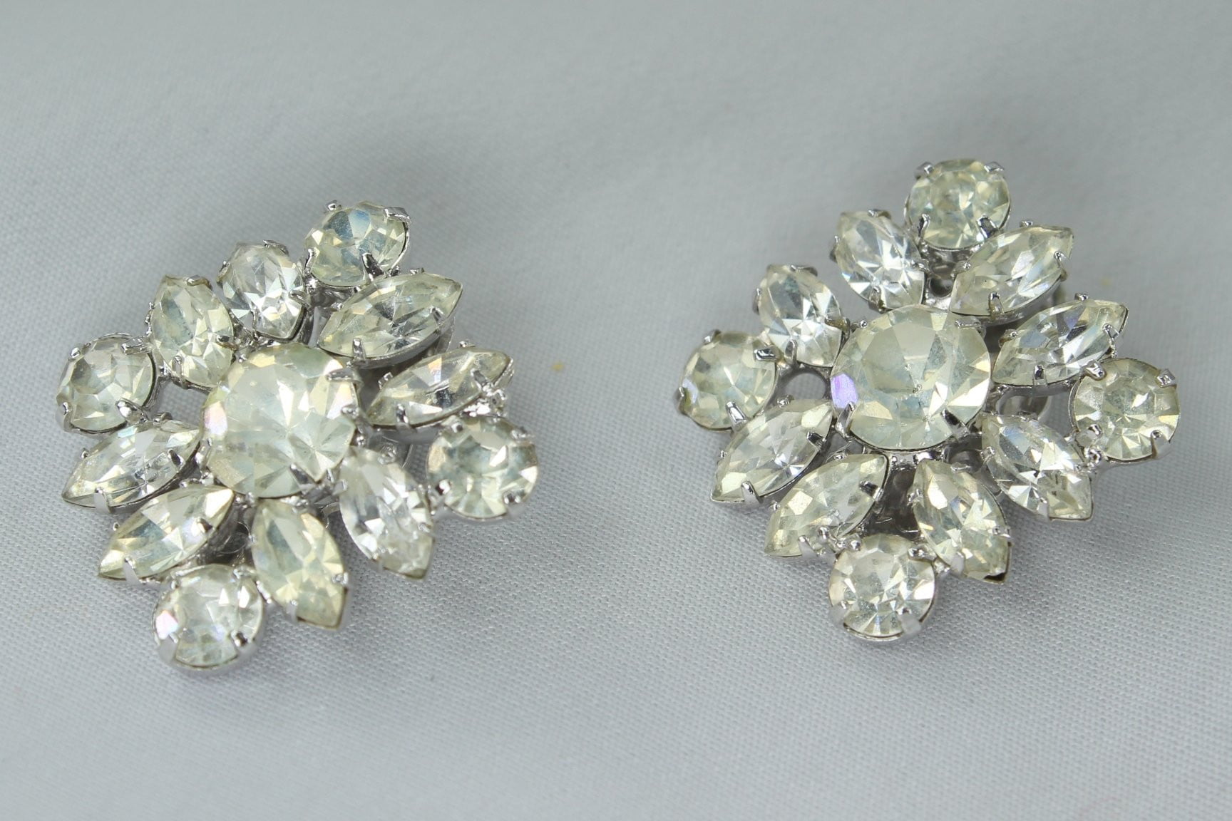 WEISS Vintage Earrings Clips 13 Rhinestones Prong Set Diamond Shape Design unique shape