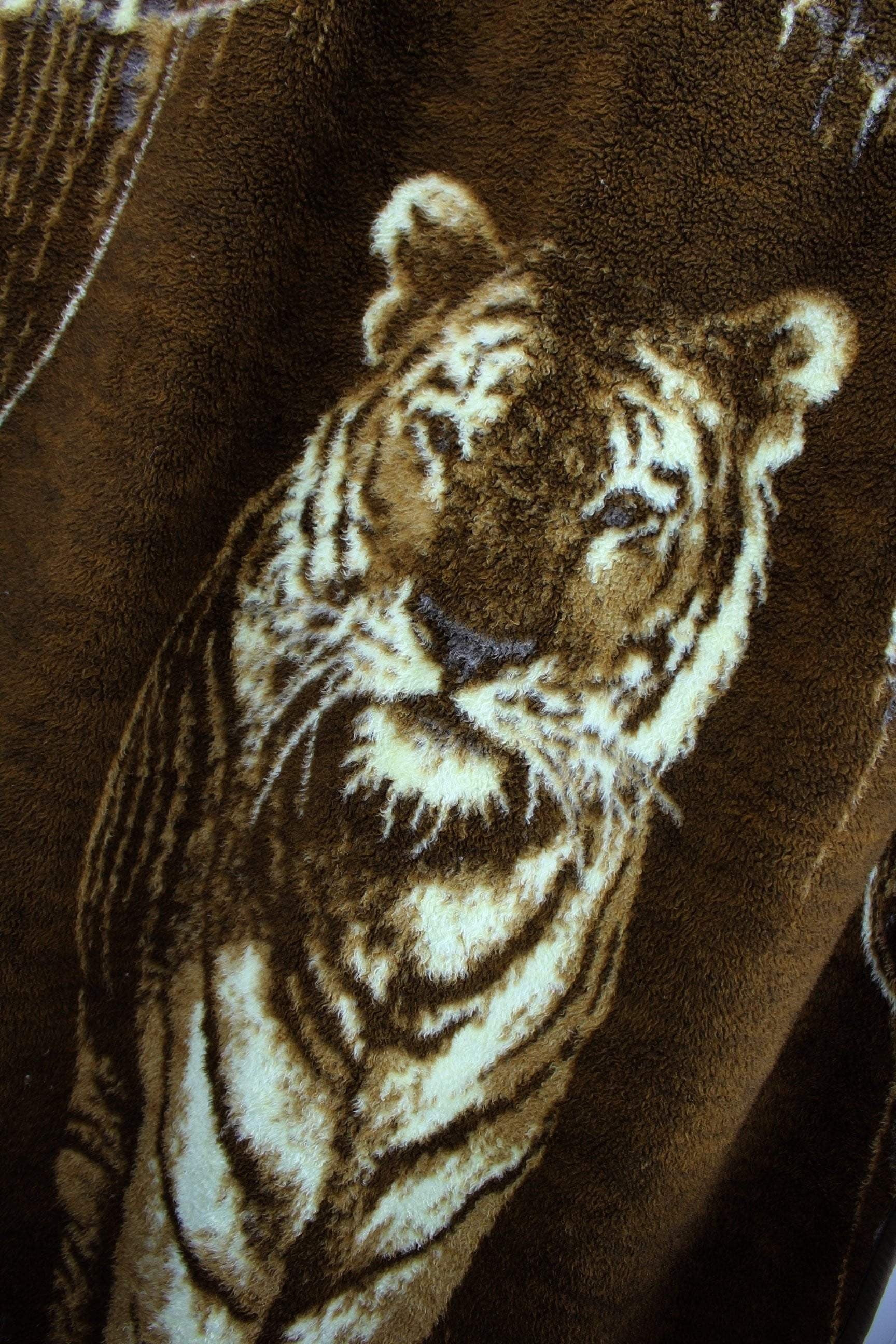 Ibena Rap About Blanket Walking Tiger Reversible Dolan Plush Large 55" X 72"  USA  deep tones