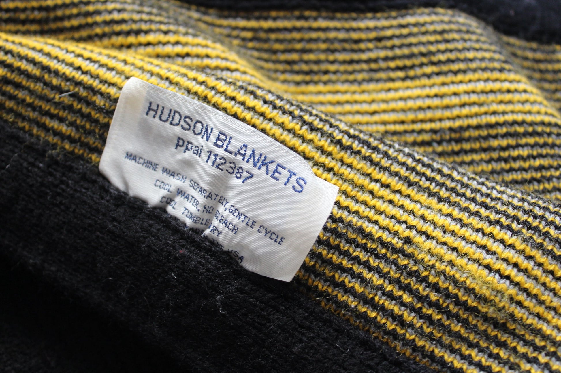 Cameron University Throw Blanket Vintage Acrylic Sweater Knit Aggies Logo all season use