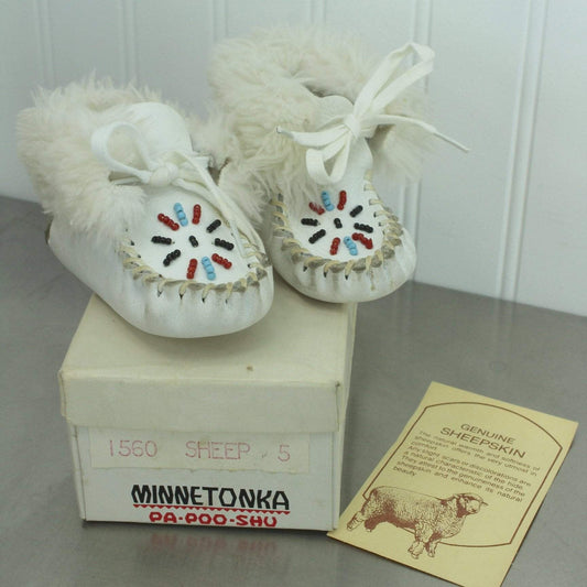 Minnetonka Vintage Infant Child Moccasins Fur Beaded Deerskin Leather Shoes 4 1/4" Sole 