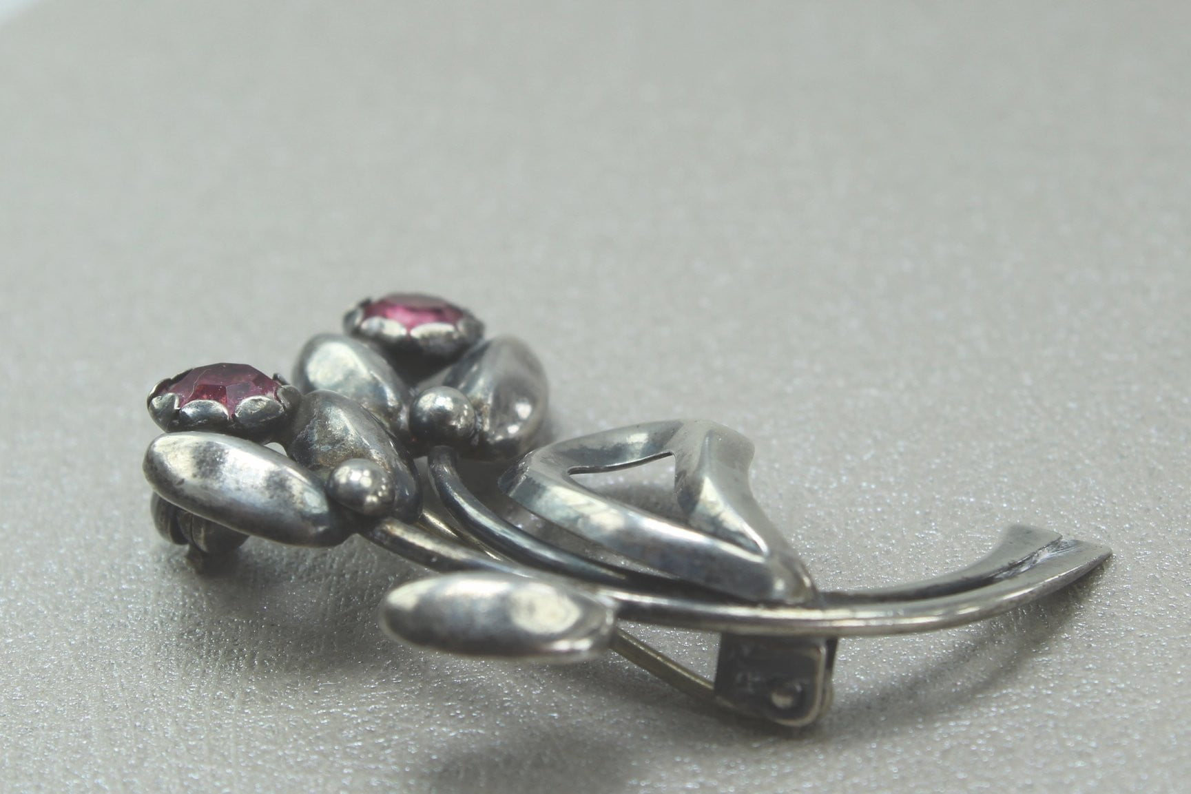 Max Standager Pin Denmark Modernist Sterling Sparkling Pink Prong Set Stones collectible
