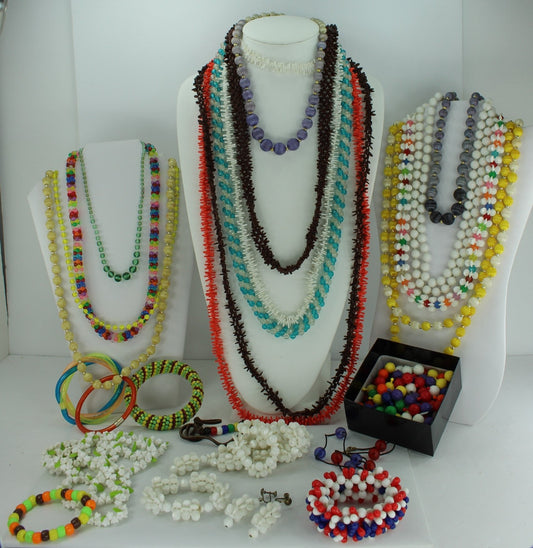 Retro Plastic Jewelry Fun Lot 25 Pieces plus Pop Beads Flower Necklace Beads Hippie Boho Party