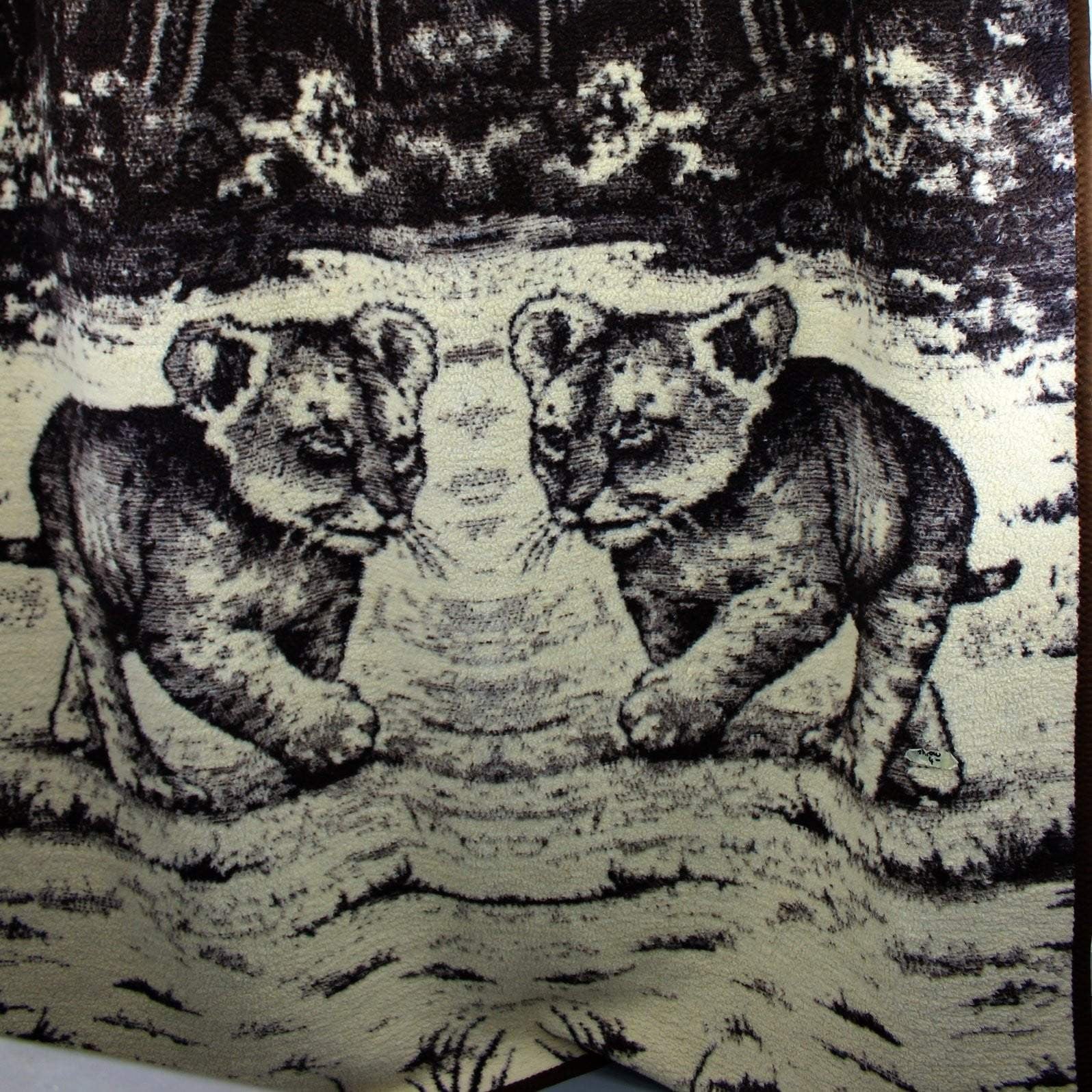 United Intl Acrylic Throw Blanket - Tiger Cubs Jungle - Brown Cream - Spain vintage