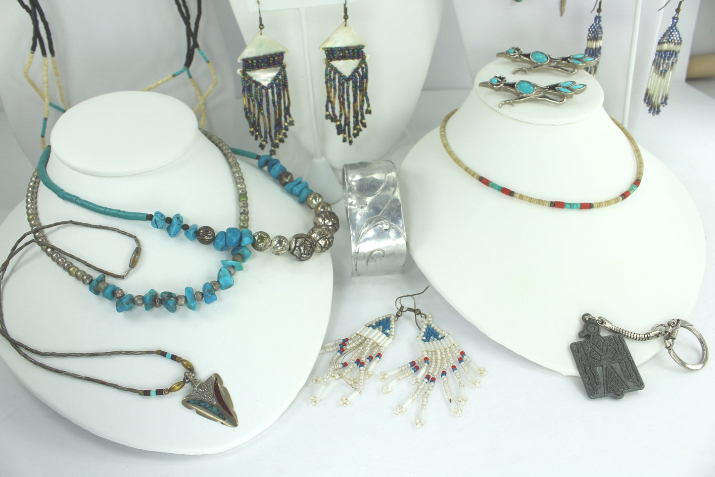 Jewelry Lot 595- Eighteen (18) Pieces Southwest Wearables - Vintage Turquoise & Beads - Olde Kitchen & Home