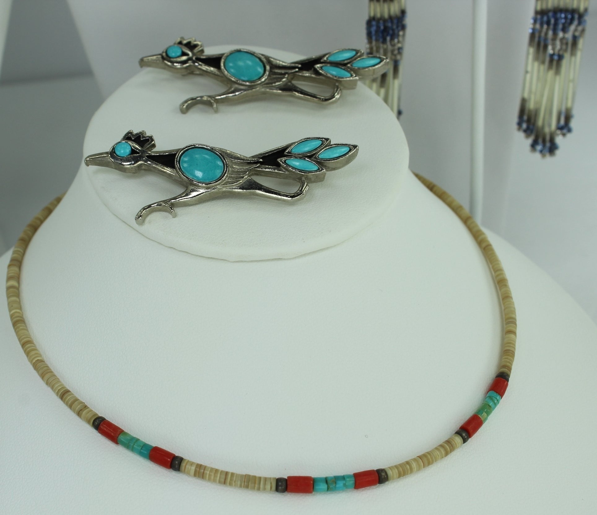 Jewelry Lot 595- Eighteen (18) Pieces Southwest Wearables - Vintage Turquoise & Beads - Olde Kitchen & Home