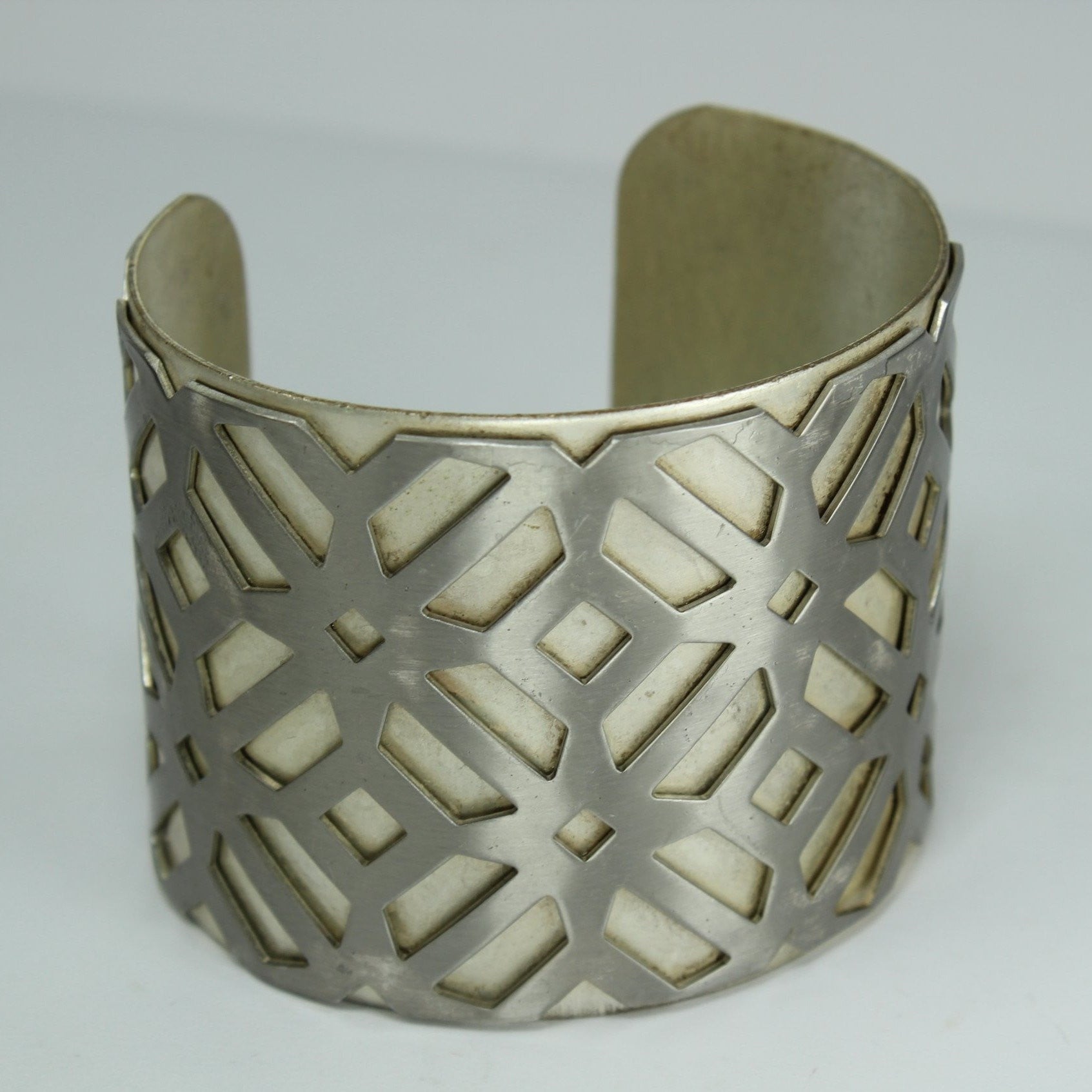 Sarah Cavender Bracelet Metalworks Vintage Cuff Silver on Brushed Silver Pattern unusual