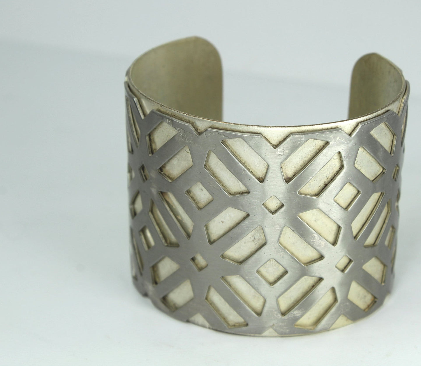 Sarah Cavender Bracelet Metalworks Vintage Cuff Silver on Brushed Silver Pattern designer