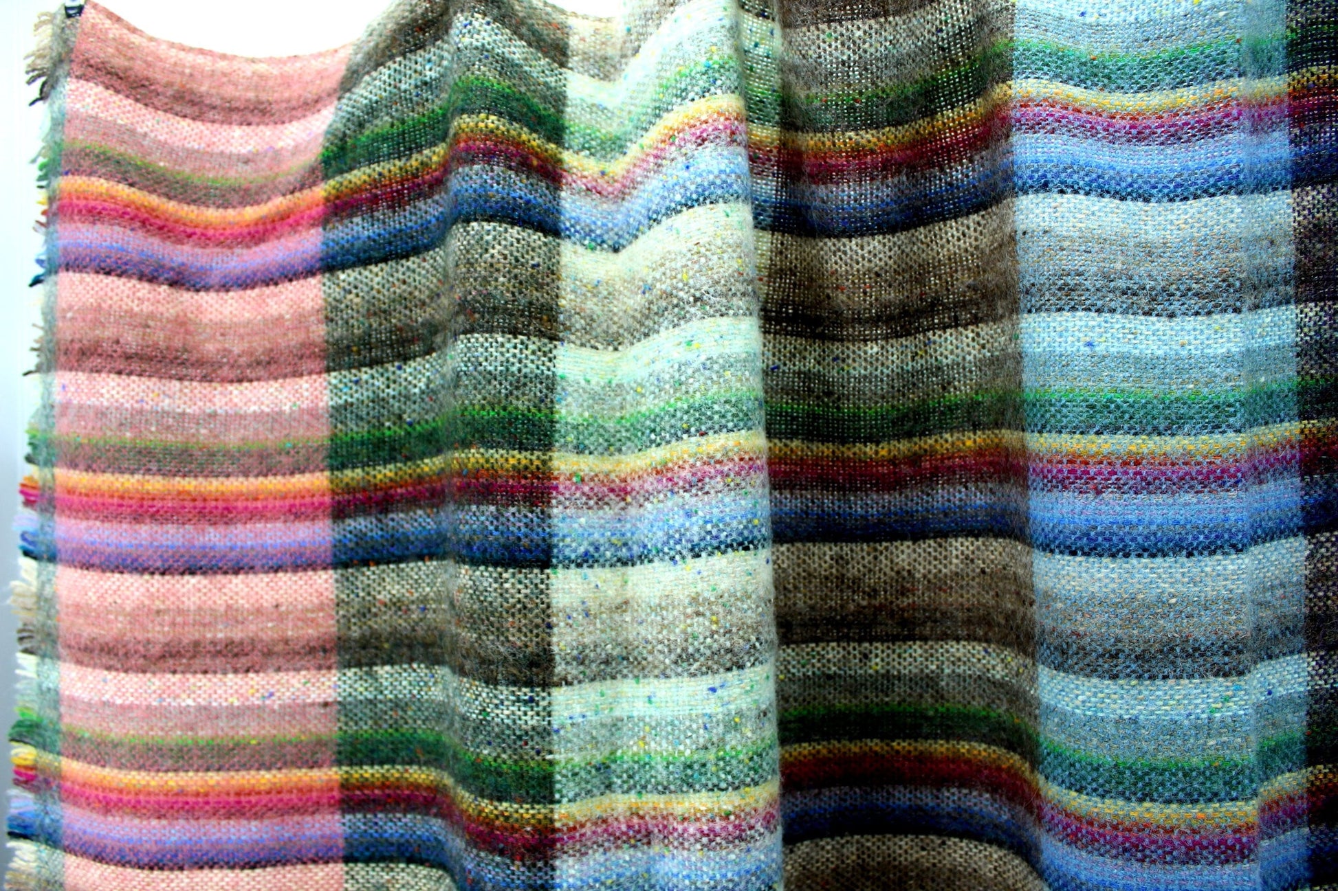 Donegal Handwoven Tweed John Molloy Throw Blanket - Lambswool Fringed Awesome wonderful bed cover