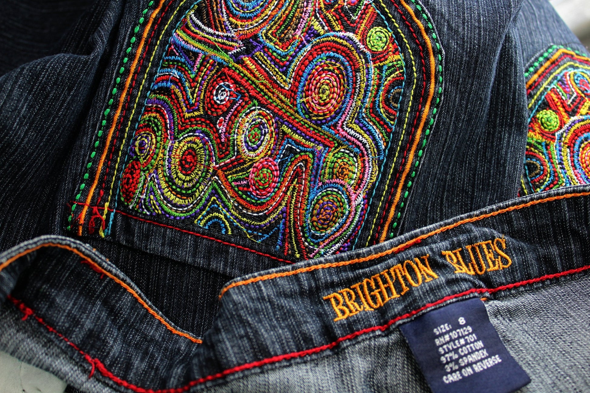 Brighton Blues Embroidered Jeans - Capri Length Size 8 ez care cotton spandex
